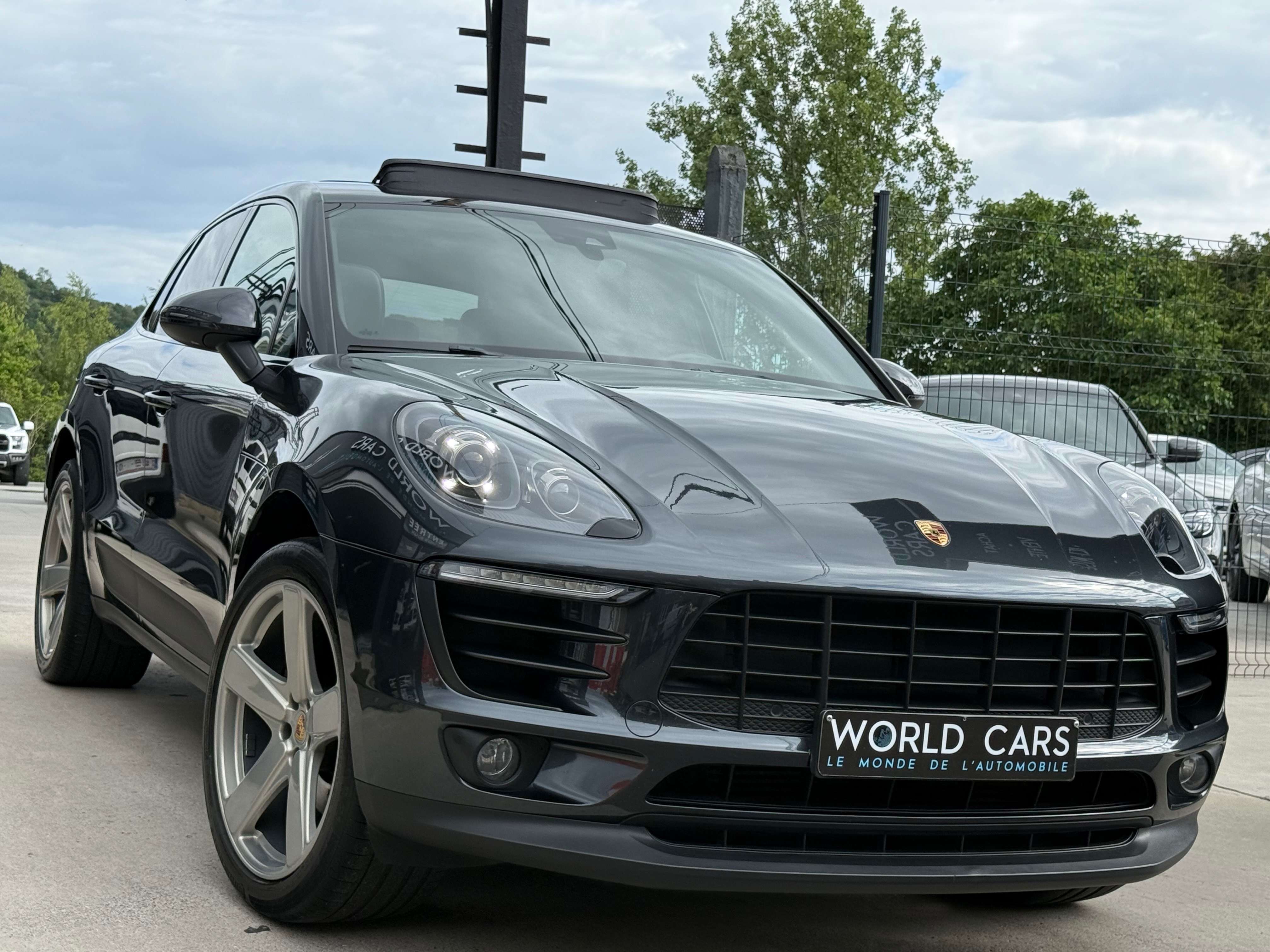 Porsche Macan 2.0 Turbo PDK SPORT DESIGN - PACK CHRONO- TOIT PANO - EXHAUST SPORT - CAMERA - LINE ASSIST - FULL OPTIONS- CARNET COMPLET