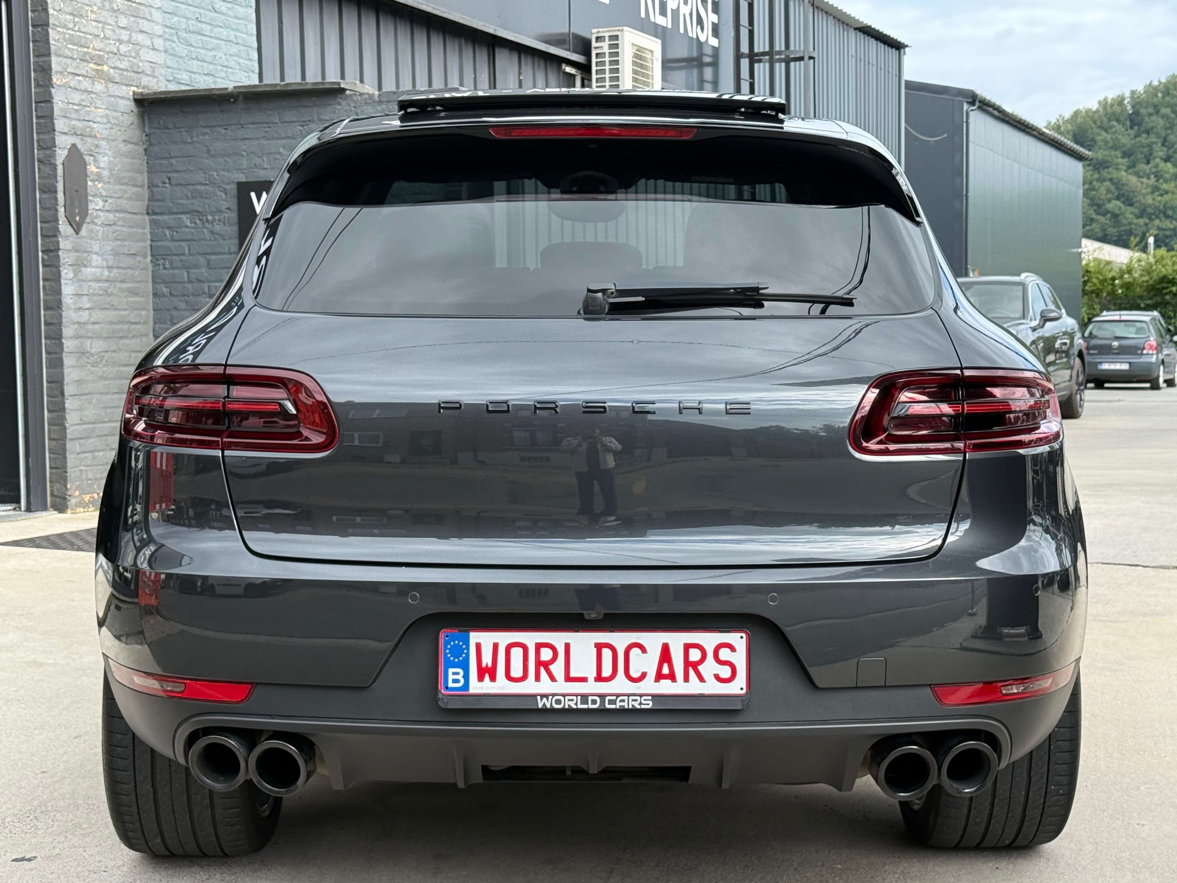 Porsche Macan 2.0 Turbo PDK SPORT DESIGN - PACK CHRONO- TOIT PANO - EXHAUST SPORT - CAMERA - LINE ASSIST - FULL OPTIONS- CARNET COMPLET