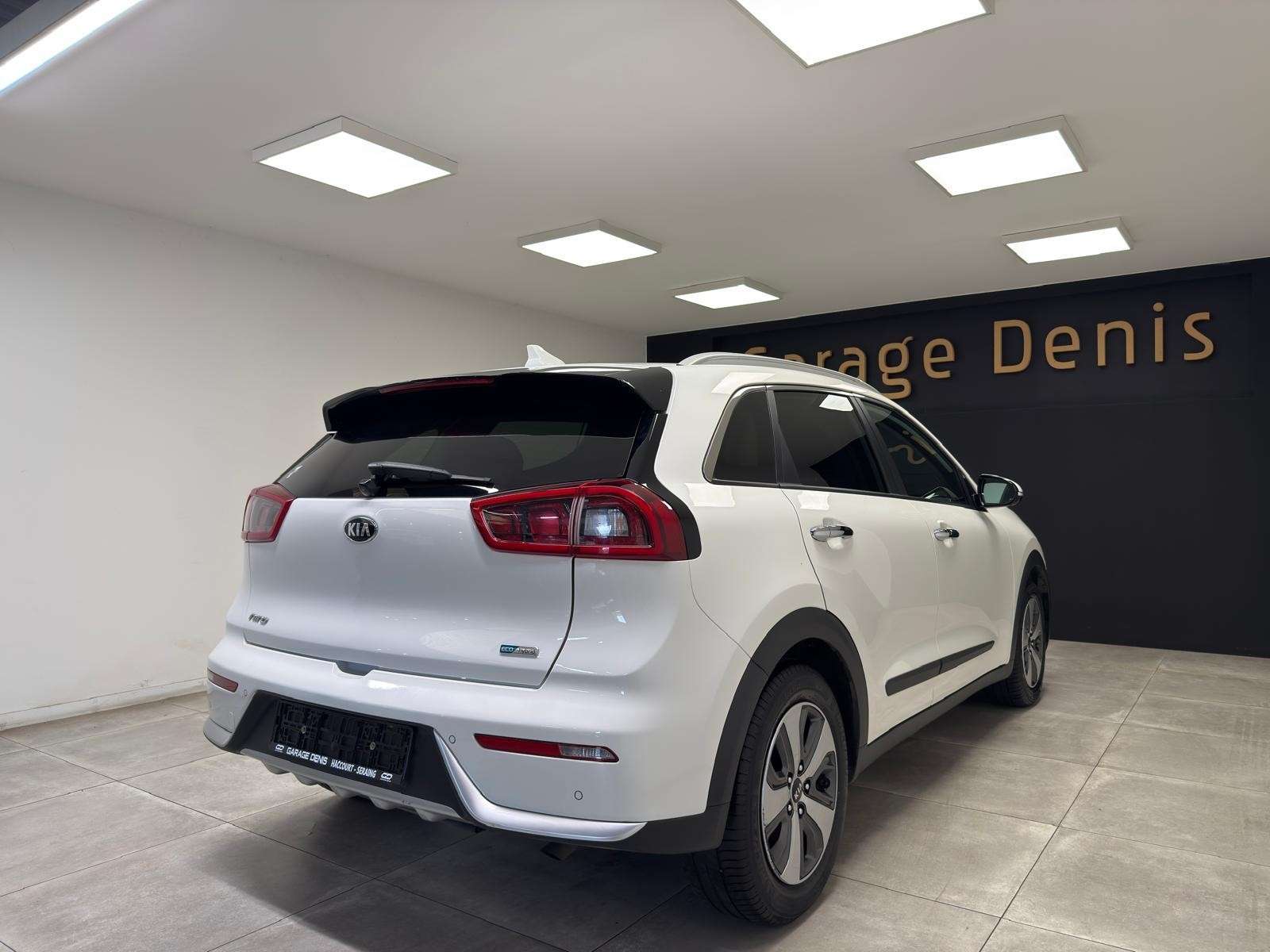 Kia Niro Sense**TOIT OUVRANT**GPS**BOITE AUTO**CAMERA**GARA