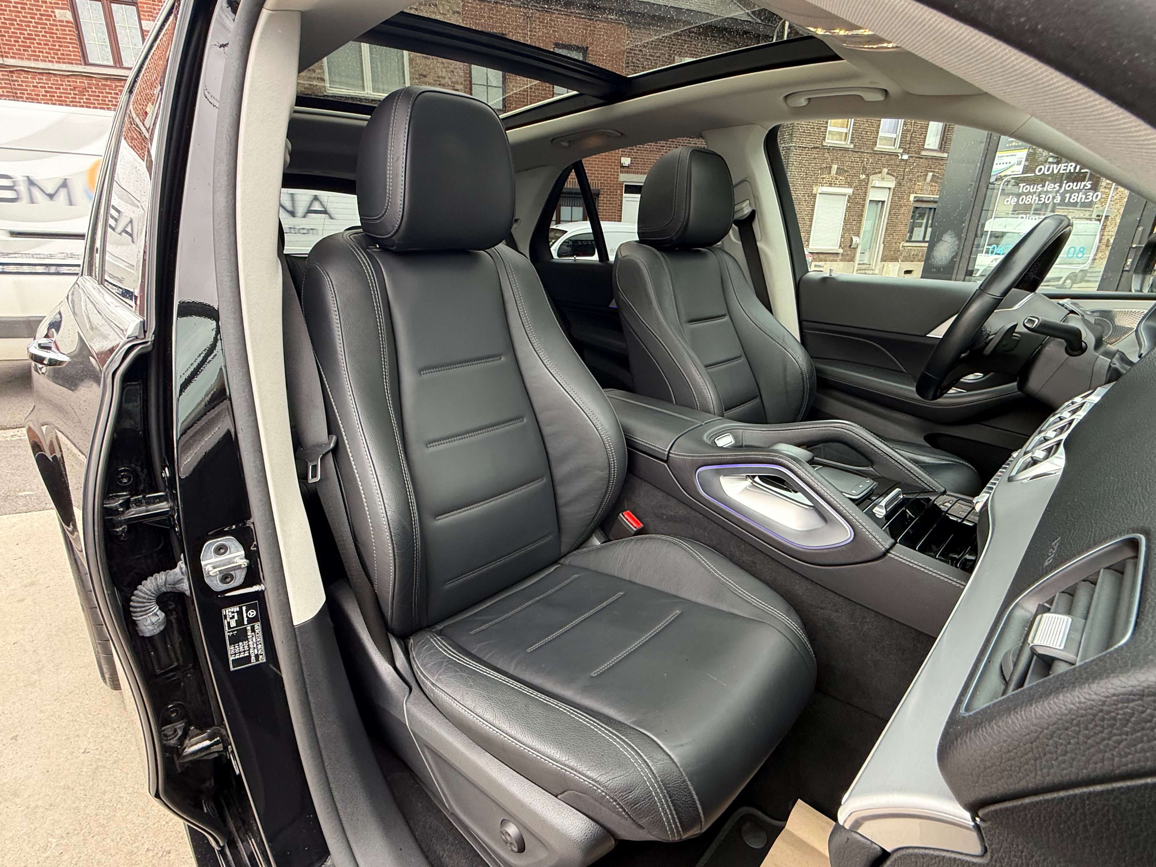 Mercedes-Benz GLE 350 de 4-Matic PHEV PACK AMG- TVAC/BTW-IN - TOIT PANO - COCKPIT - CAM360°- FRONT ASSIST - KEYLESS - BURMESTER - FULL OPTIONS-
