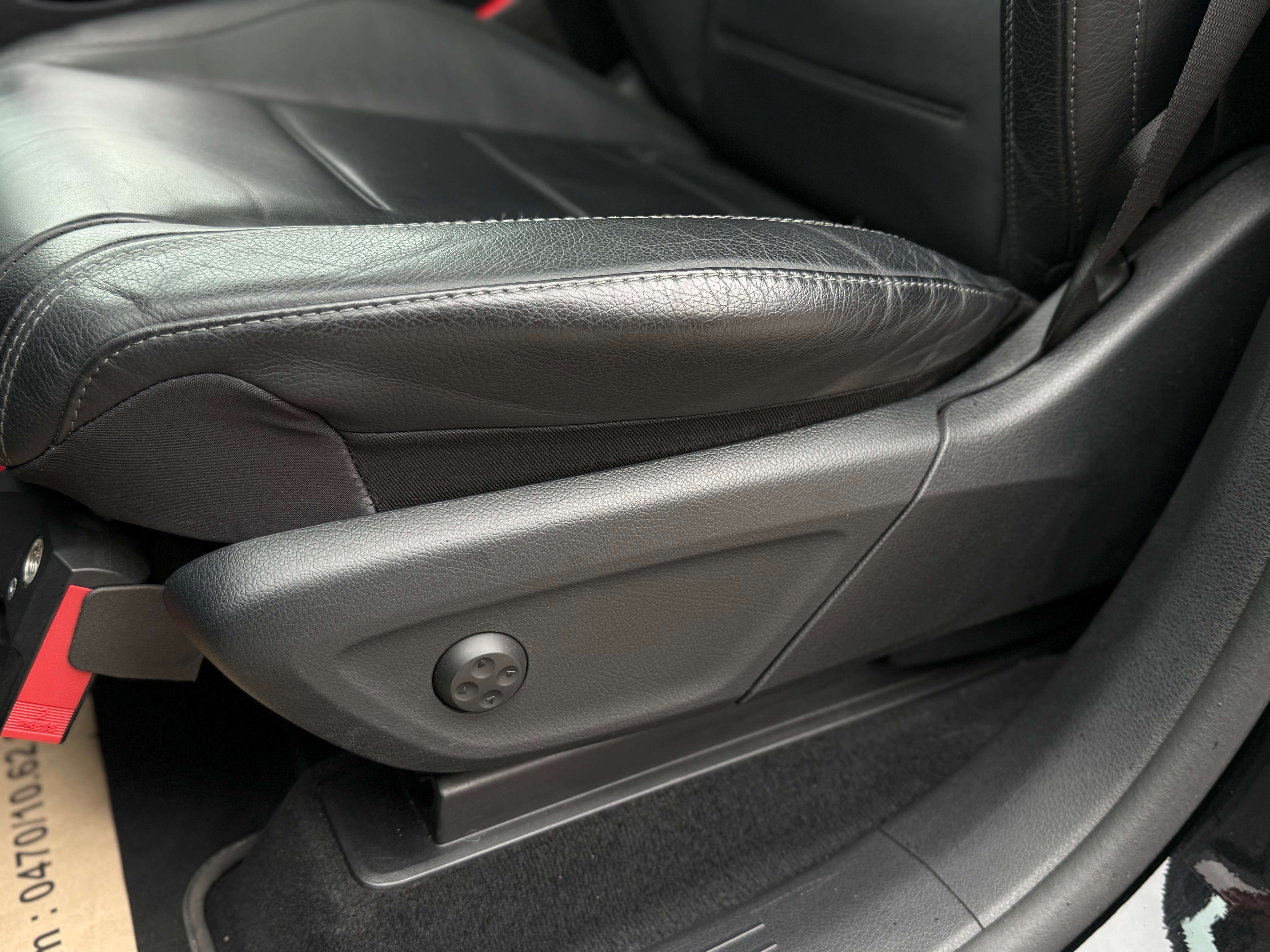 Mercedes-Benz GLE 350 de 4-Matic PHEV PACK AMG- TVAC/BTW-IN - TOIT PANO - COCKPIT - CAM360°- FRONT ASSIST - KEYLESS - BURMESTER - FULL OPTIONS-