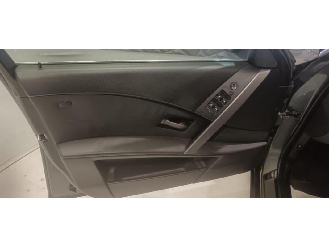 Bmw Serie 5 520d DPF Sport BERLINE E60 PHASE 1