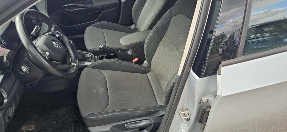 Skoda Fabia 1.0 TSI 110 AMBITION DSG BVA an 2022