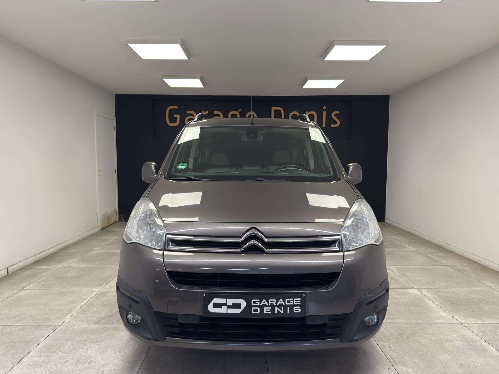 Citroen Berlingo GPS**CAMERA**CRUISE**CLIM AUTO**GARANTIE