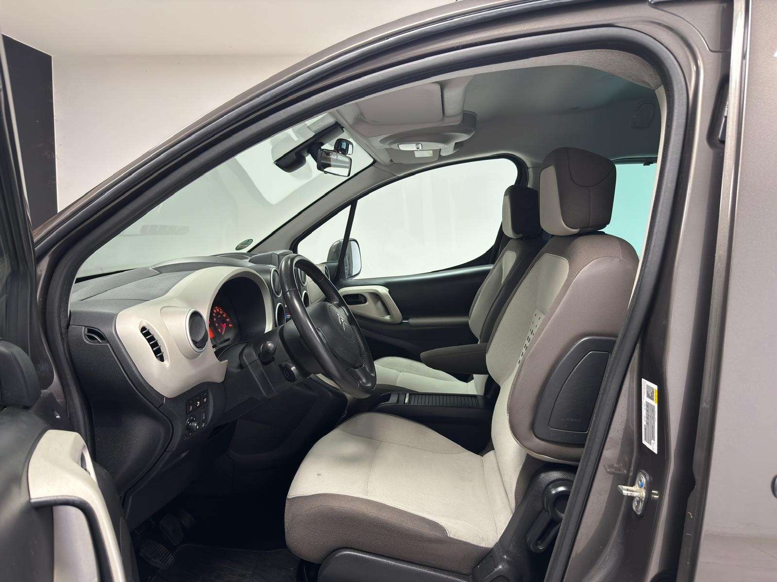 Citroen Berlingo GPS**CAMERA**CRUISE**CLIM AUTO**GARANTIE