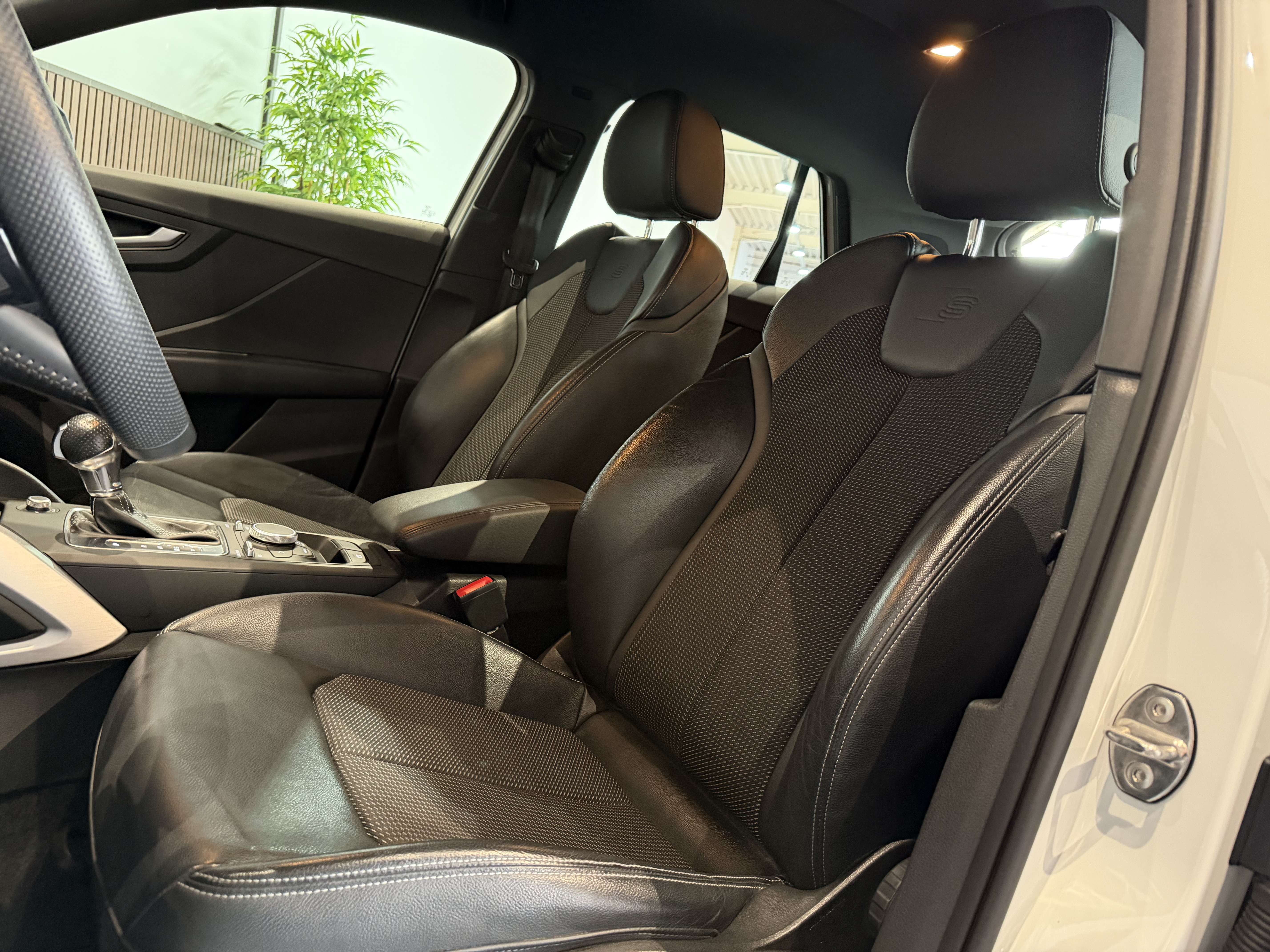 Audi Q2 1.6 TDi S Line S tronic - GARANTIE 12MOIS