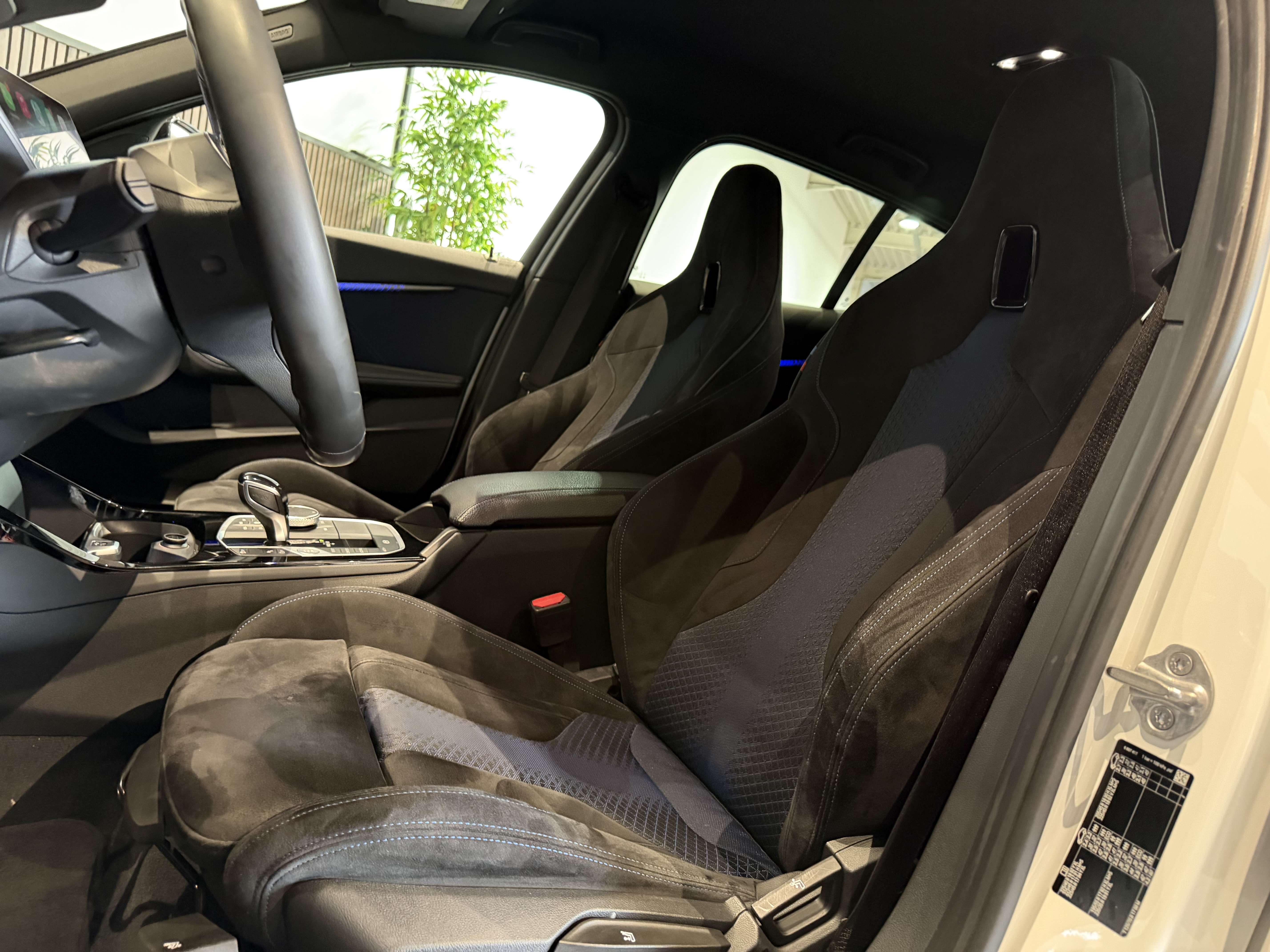 BMW 118 iA - PACK M - GARANTIE 12MOIS - 1ERPRO - CARNET FULL