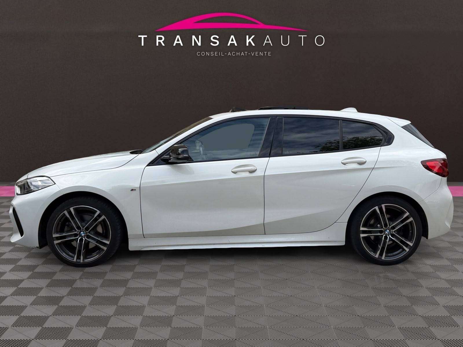 BMW 118 118iA / Toit panoramique / Pack M / Auto / Garantie 12 Mois Bmw