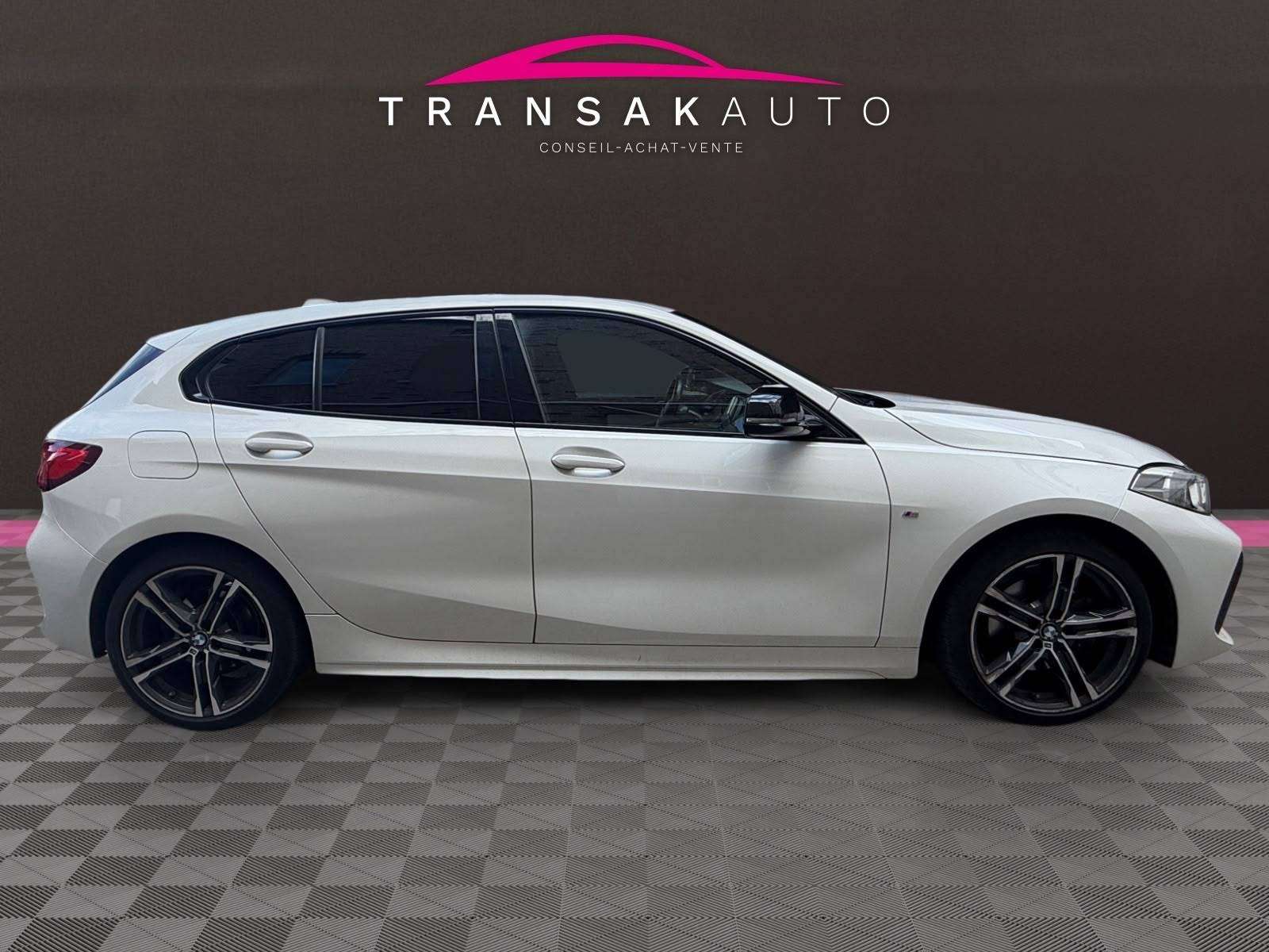 BMW 118 118iA / Toit panoramique / Pack M / Auto / Garantie 12 Mois Bmw