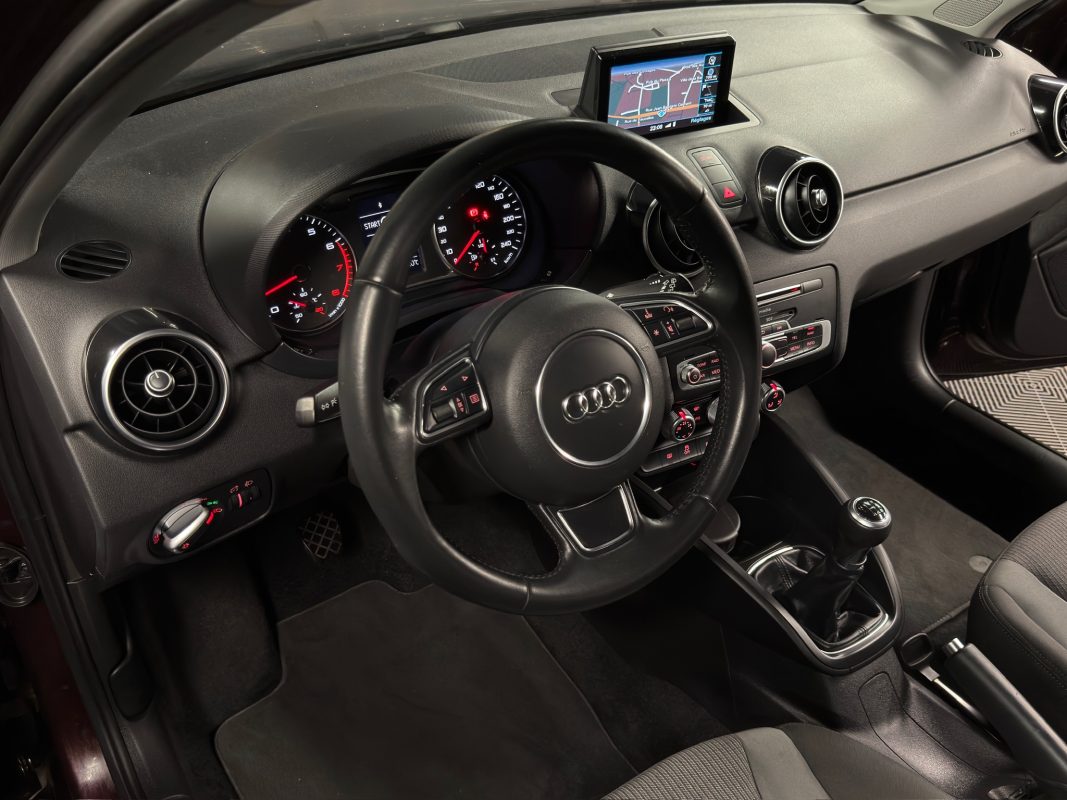 Audi A1 PHASE 2 SPORTBACK 1.4 TFSI 125 Cv 5 PORTES / 39 500 Kms - GARANTIE 1 AN