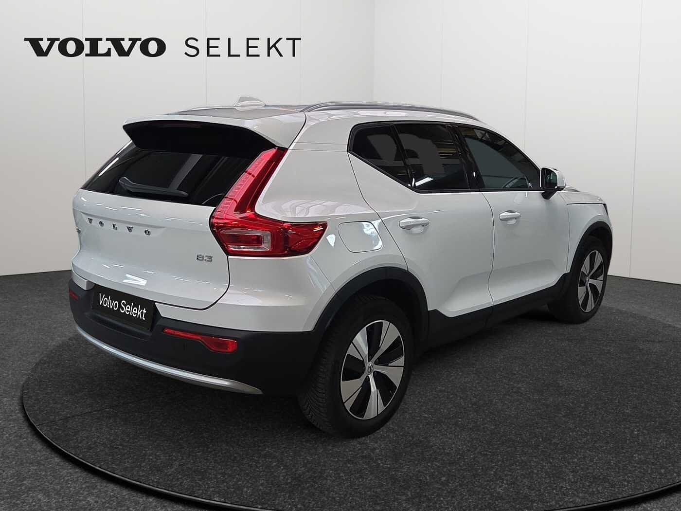 Volvo XC40 XC40 Core, B3 Mild Hybrid, Essence
