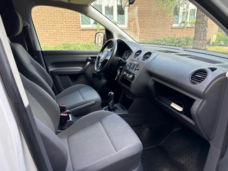 Volkswagen CADDY VAN 1.6 TDI 75CH VAN * 126.000km * 2015 * GARANTIE