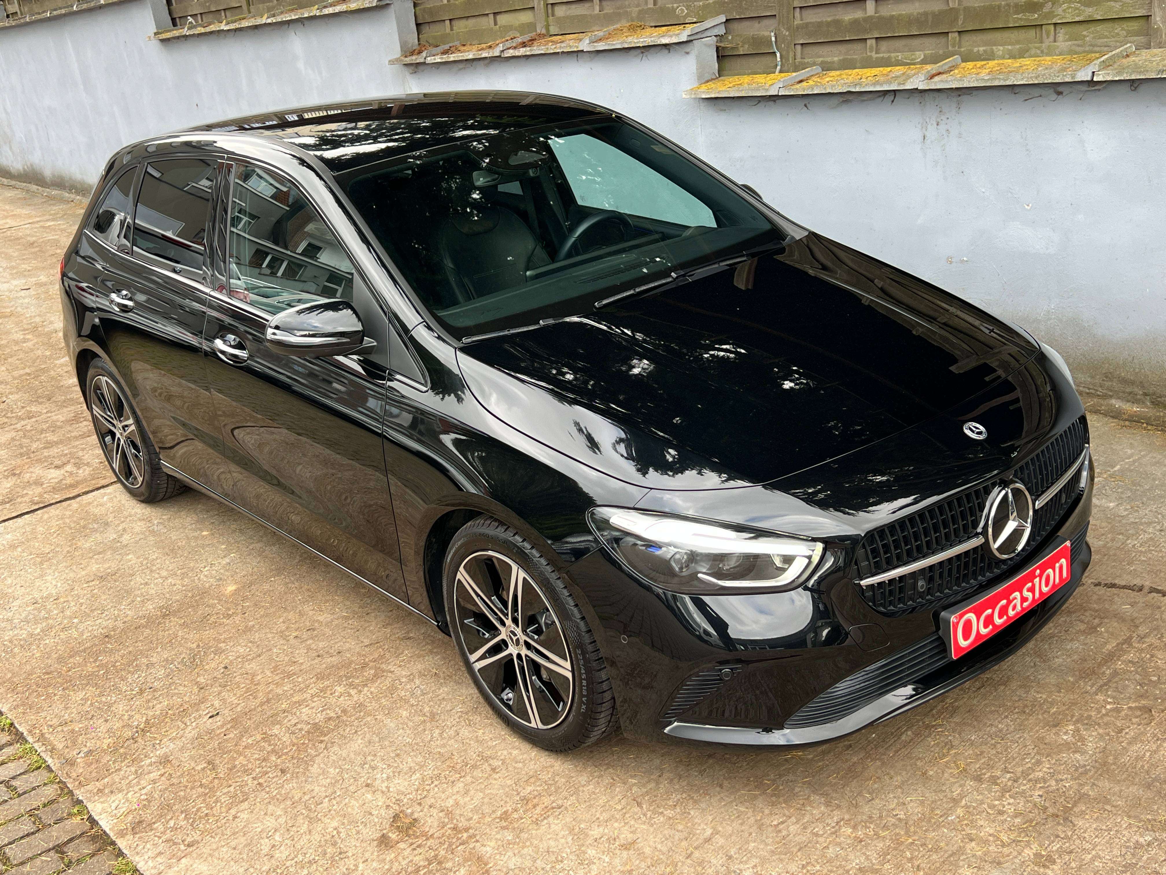 Mercedes-Benz B 200 Sport Line 163cv automatique 8 vit