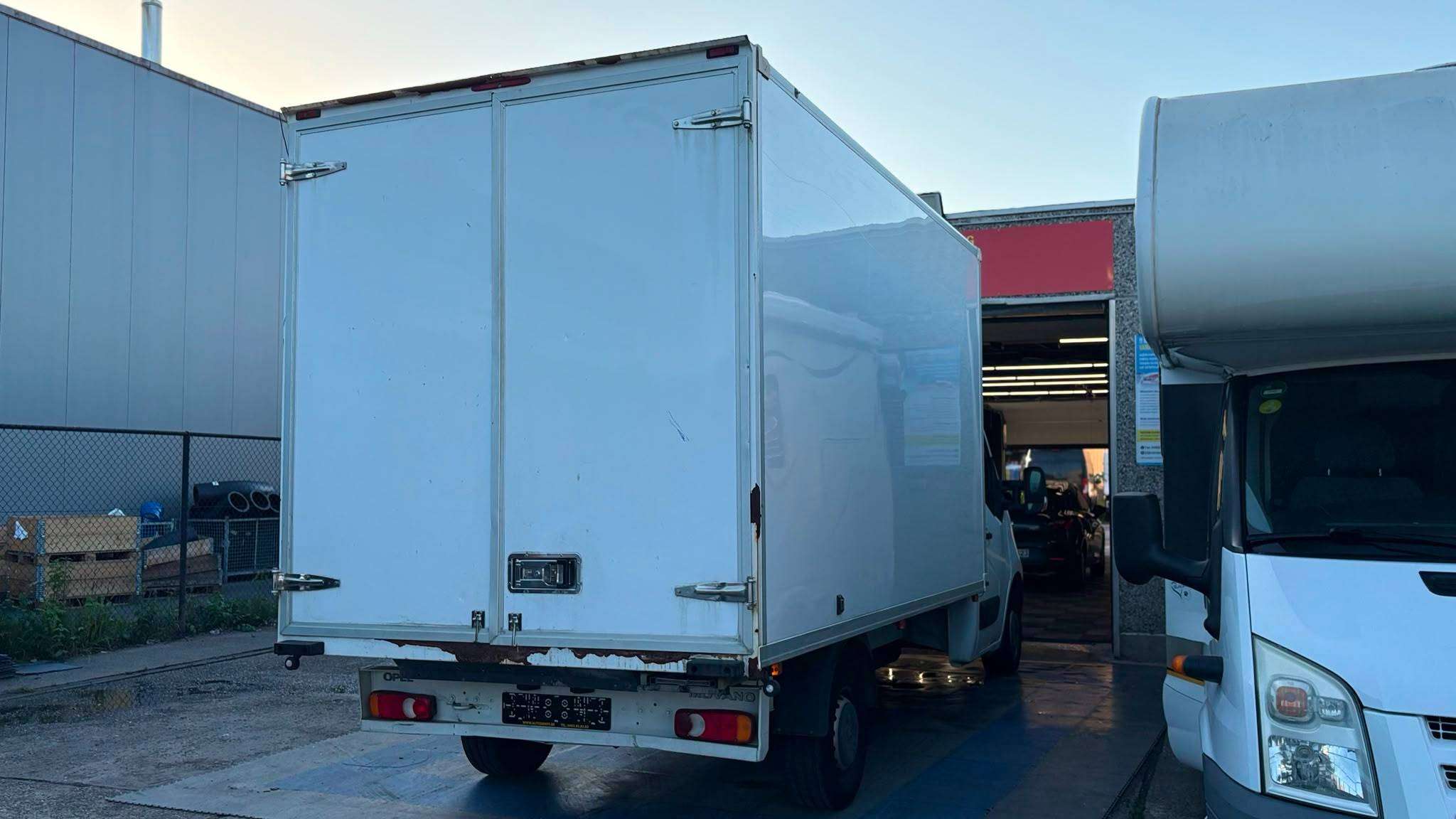 Opel Movano 2.3 DIESEL MANUEEL EUR5b bj2016
