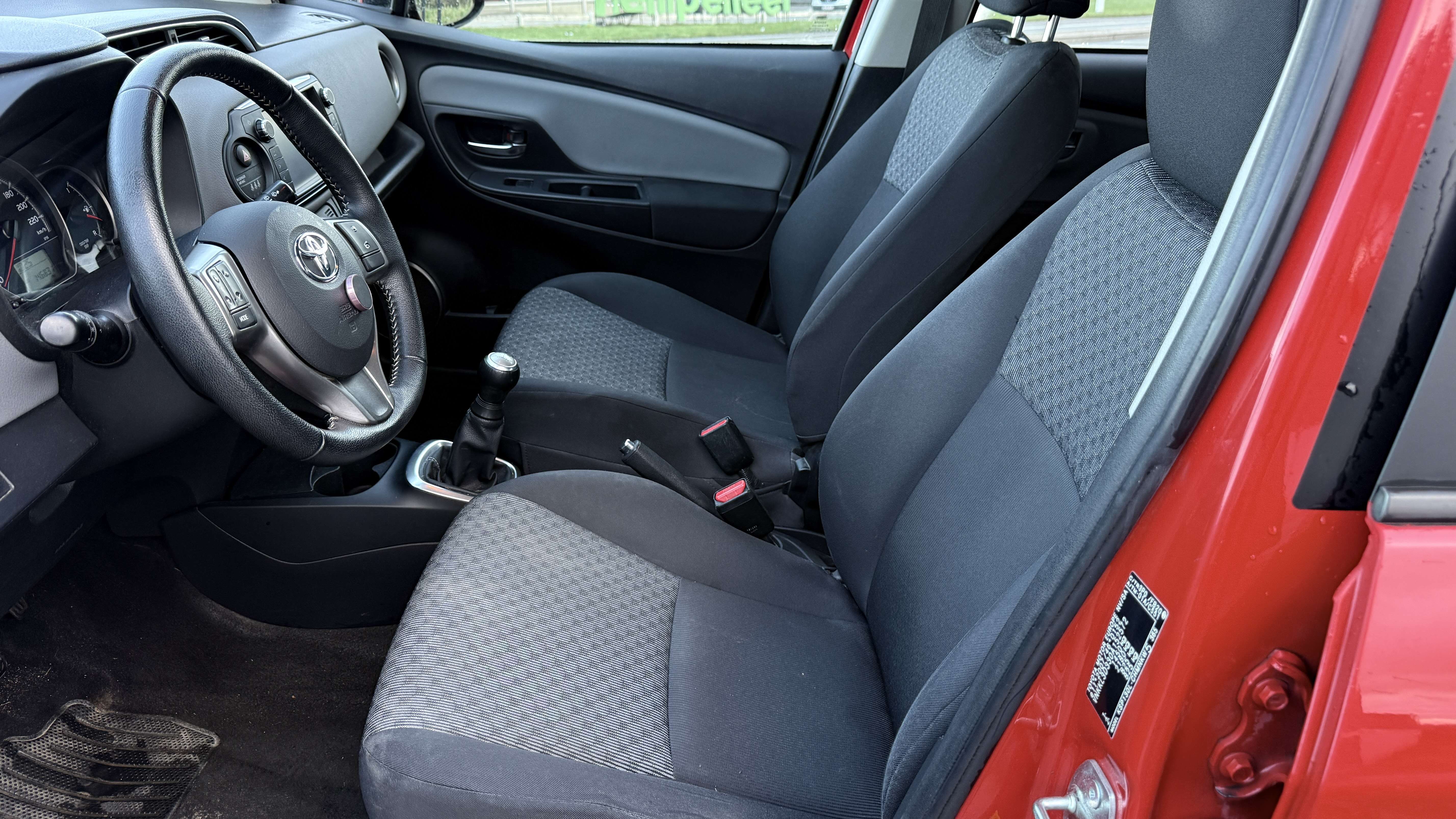 Toyota Yaris Yaris 1.0i VVT-i Active