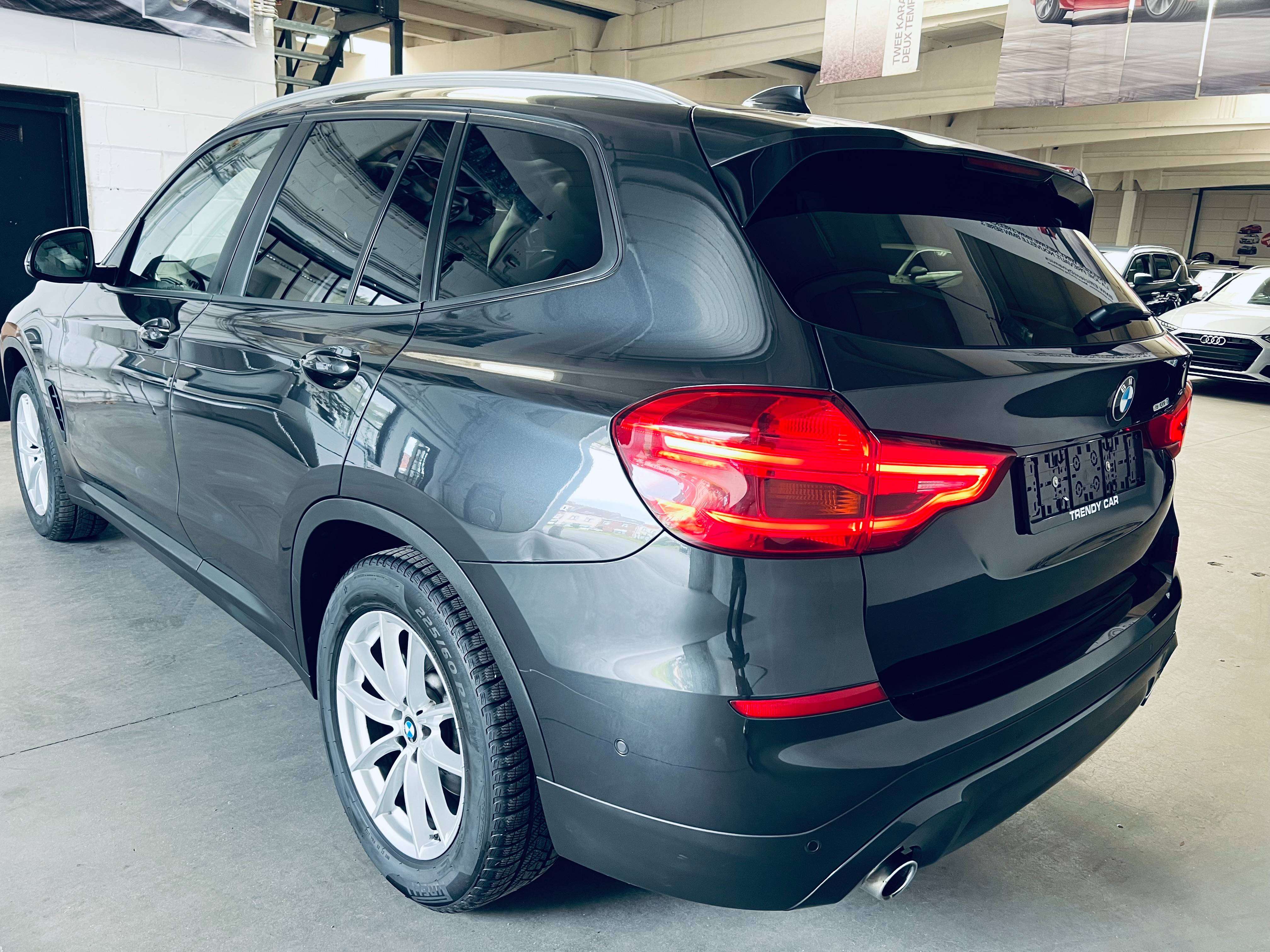 BMW X3 2.0 dA sDrive18+NAVI+PANO+CAMERA+CARNET+CARPASS