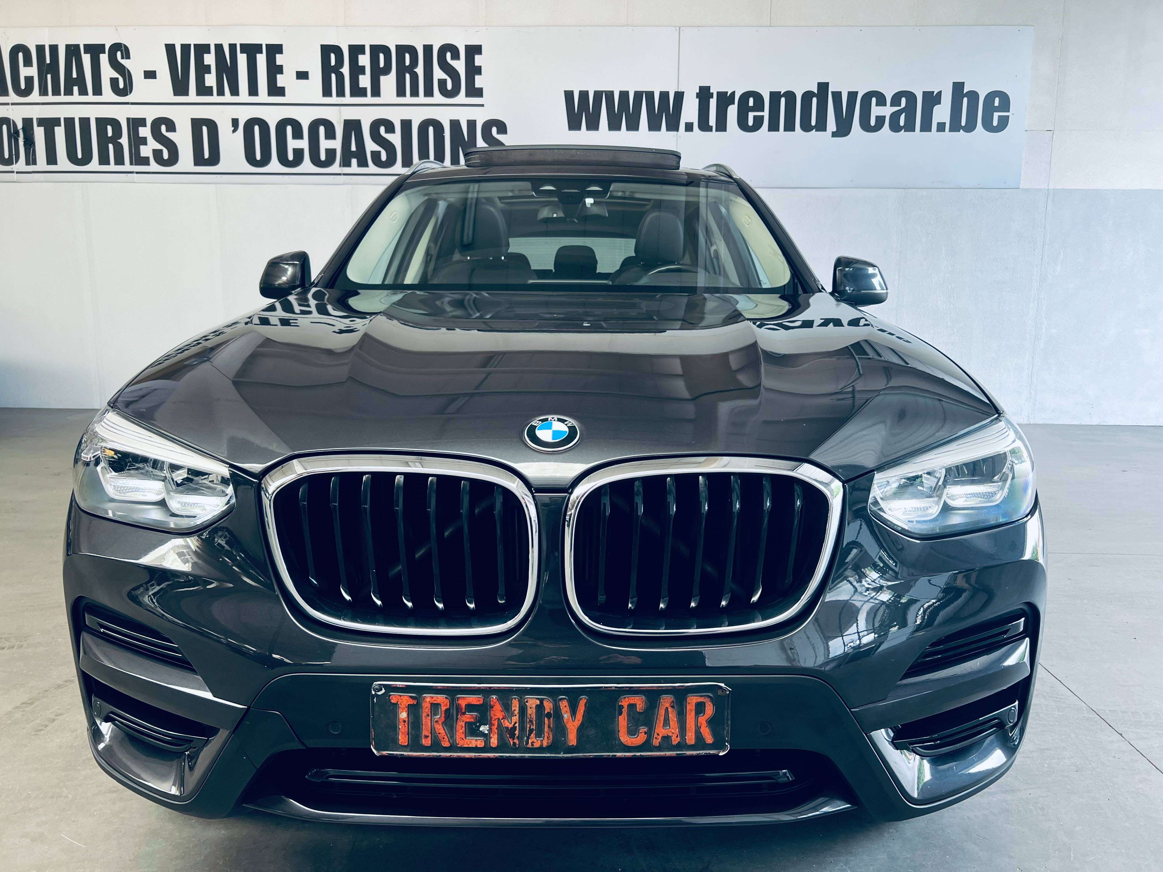 BMW X3 2.0 dA sDrive18+NAVI+PANO+CAMERA+CARNET+CARPASS