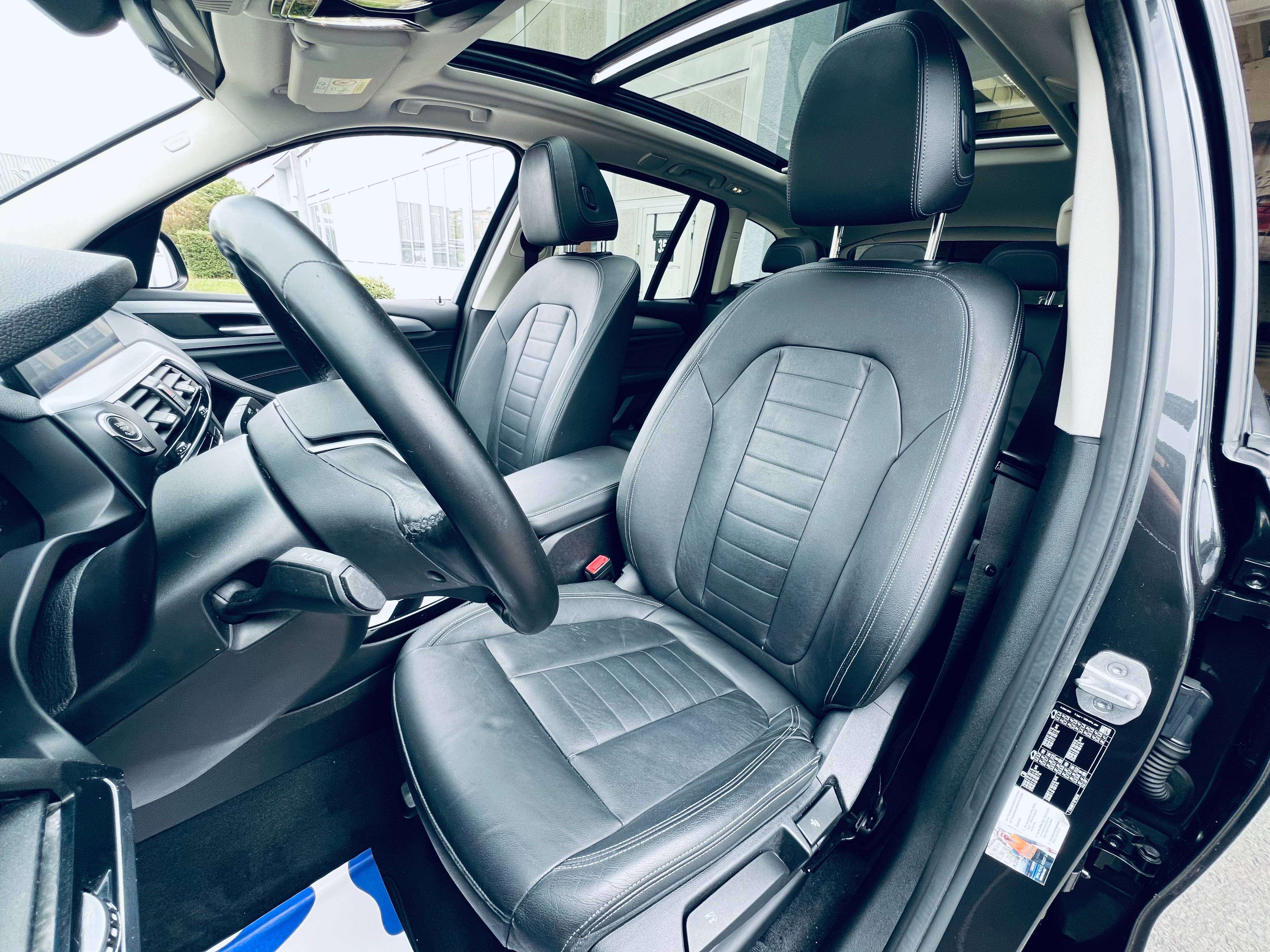 BMW X3 2.0 dA sDrive18+NAVI+PANO+CAMERA+CARNET+CARPASS