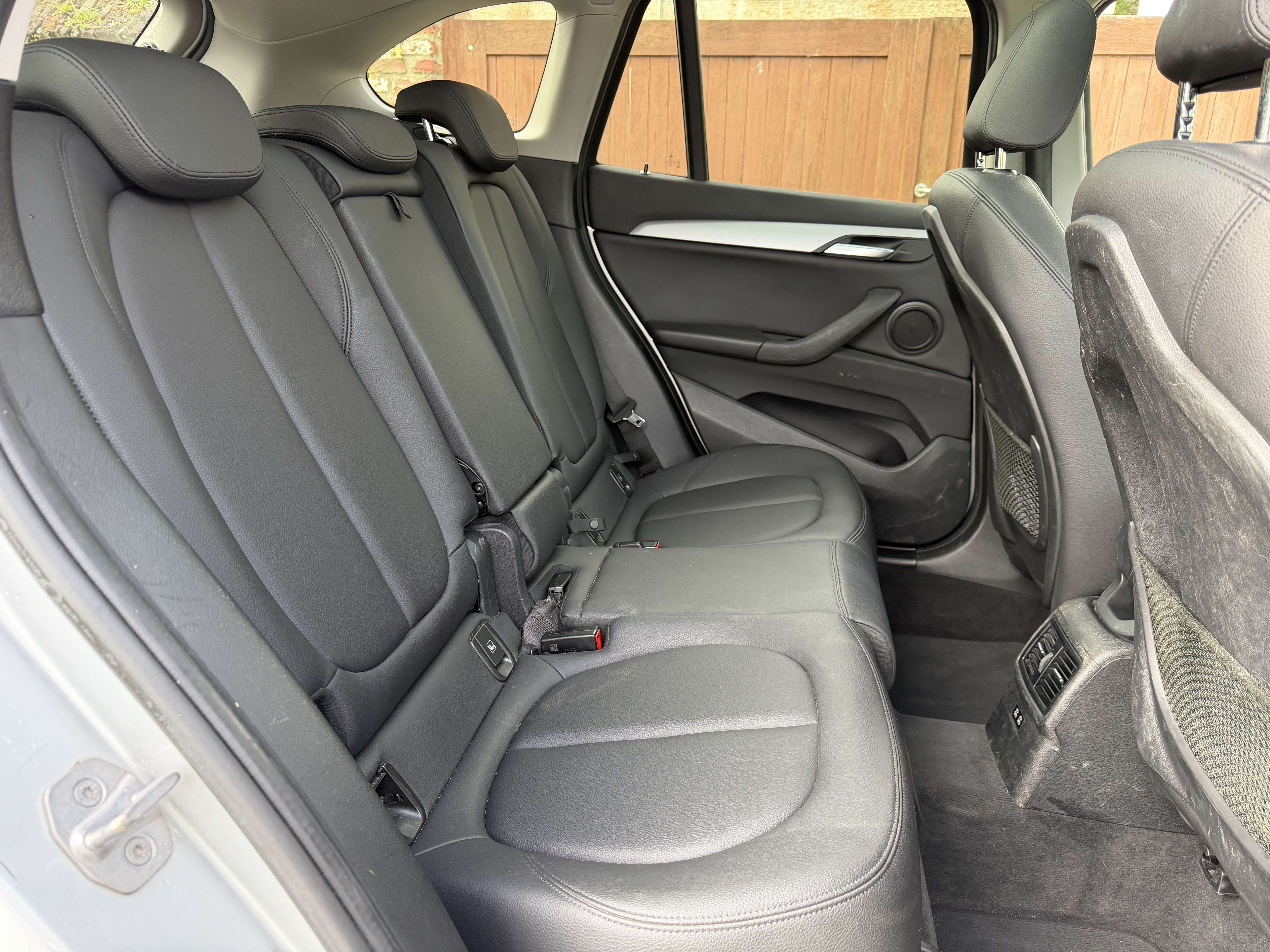 BMW X1 1.5iA sDrive18 OPF *PANO*HEAD-UP*CAM*