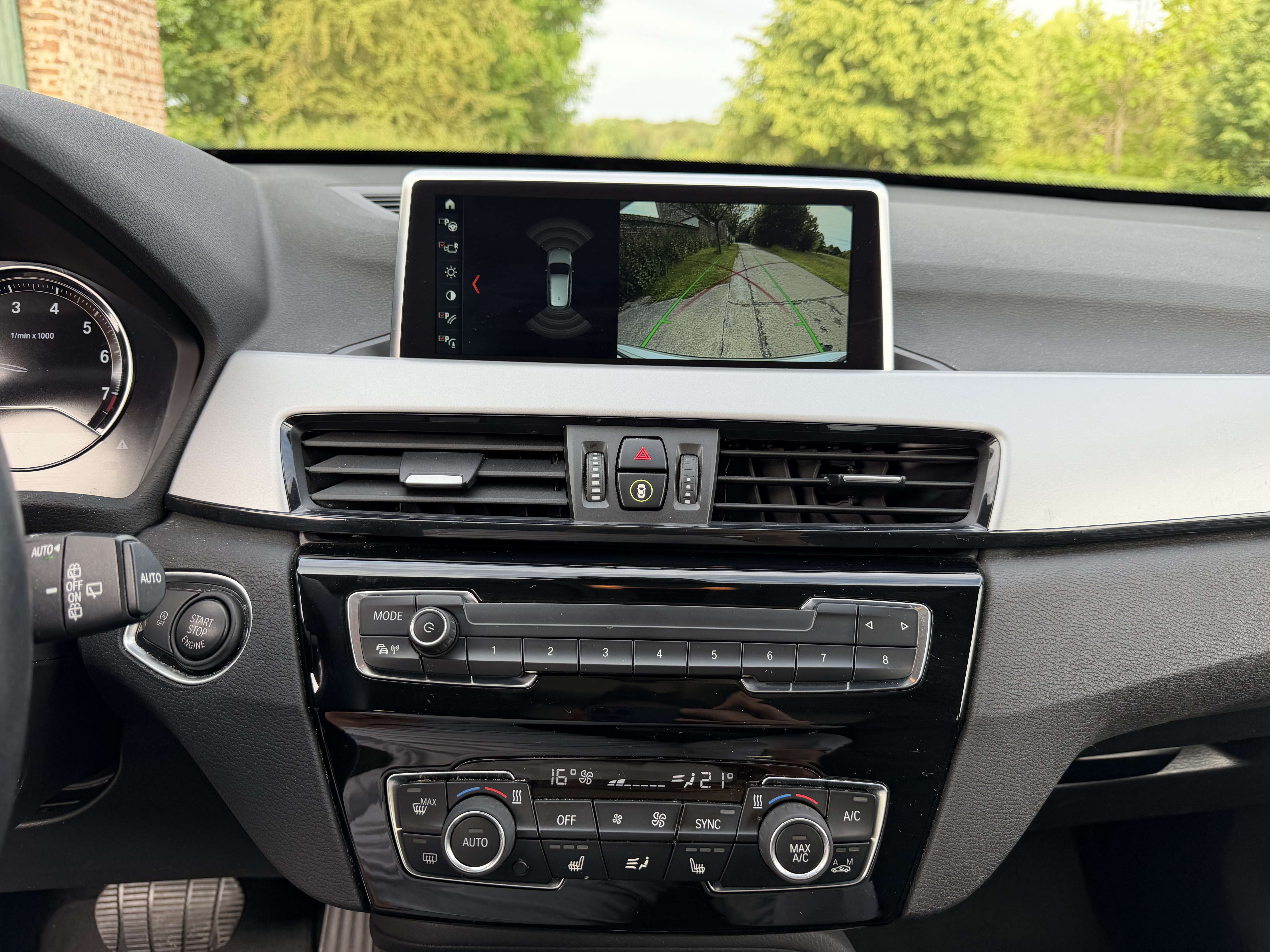 BMW X1 1.5iA sDrive18 OPF *PANO*HEAD-UP*CAM*
