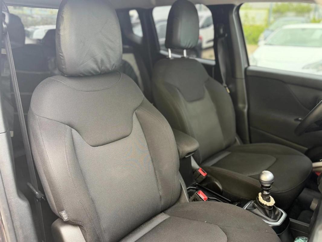 Jeep Renegade 1.6 MULTIJET 120 LIMITED 2WD START-STOP ENTRETIEN A JOUR-CARPLAY-CAMERA DE RECUL