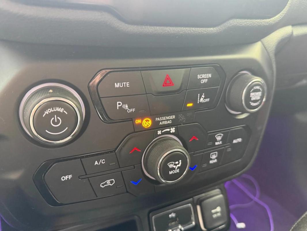 Jeep Renegade 1.6 MULTIJET 120 LIMITED 2WD START-STOP ENTRETIEN A JOUR-CARPLAY-CAMERA DE RECUL