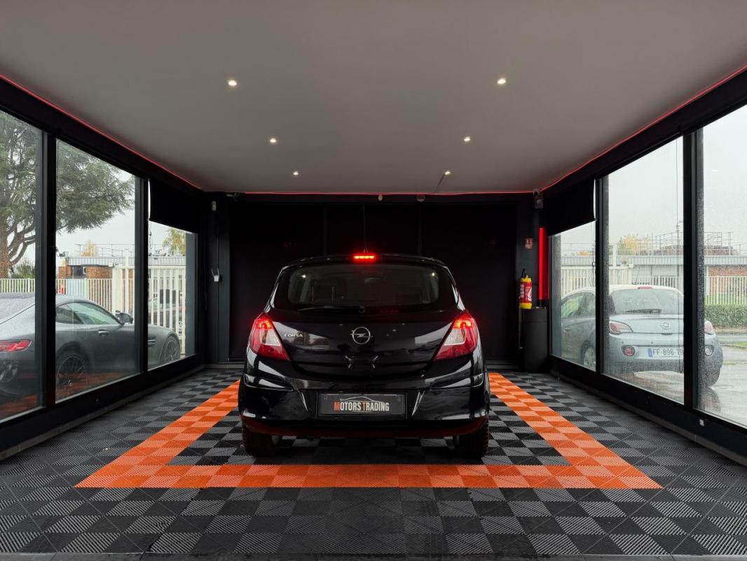 Opel Corsa 1.2i Twinport - BV Easytronic D BERLINE Enjoy PHASE 1