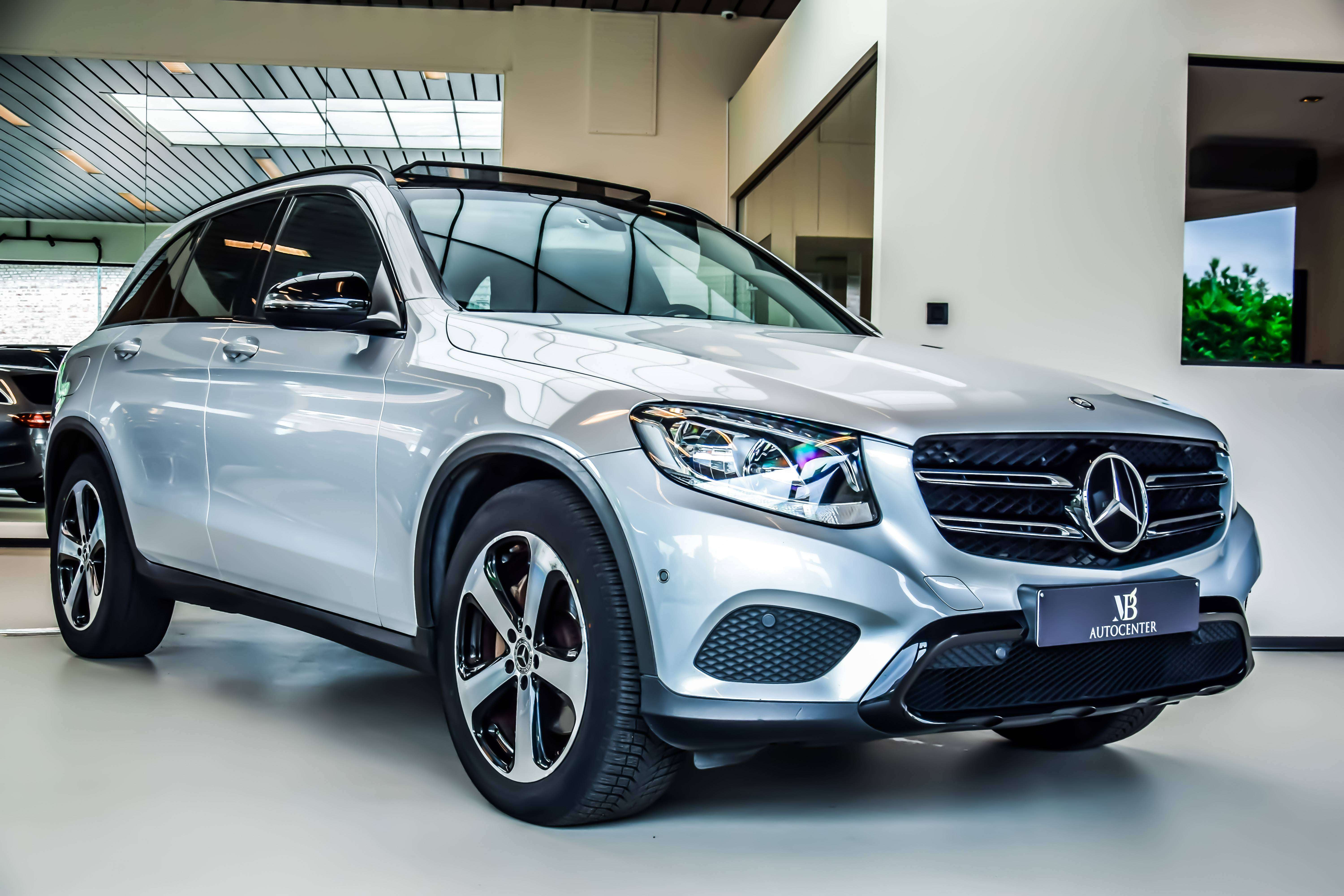 Mercedes-Benz GLC 220 d 4-Matic Exclusive 04/2017 - Pano!