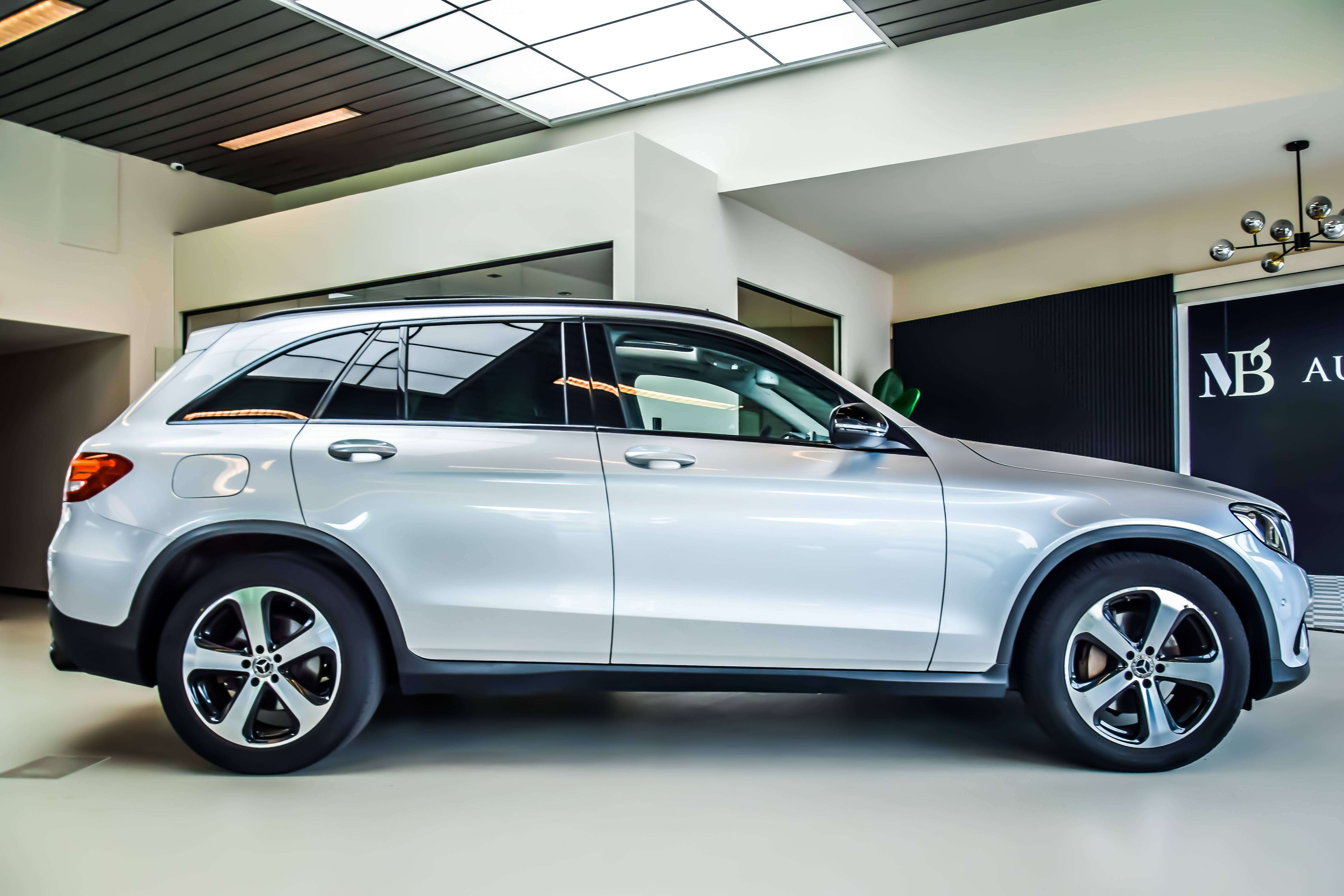 Mercedes-Benz GLC 220 d 4-Matic Exclusive 04/2017 - Pano!