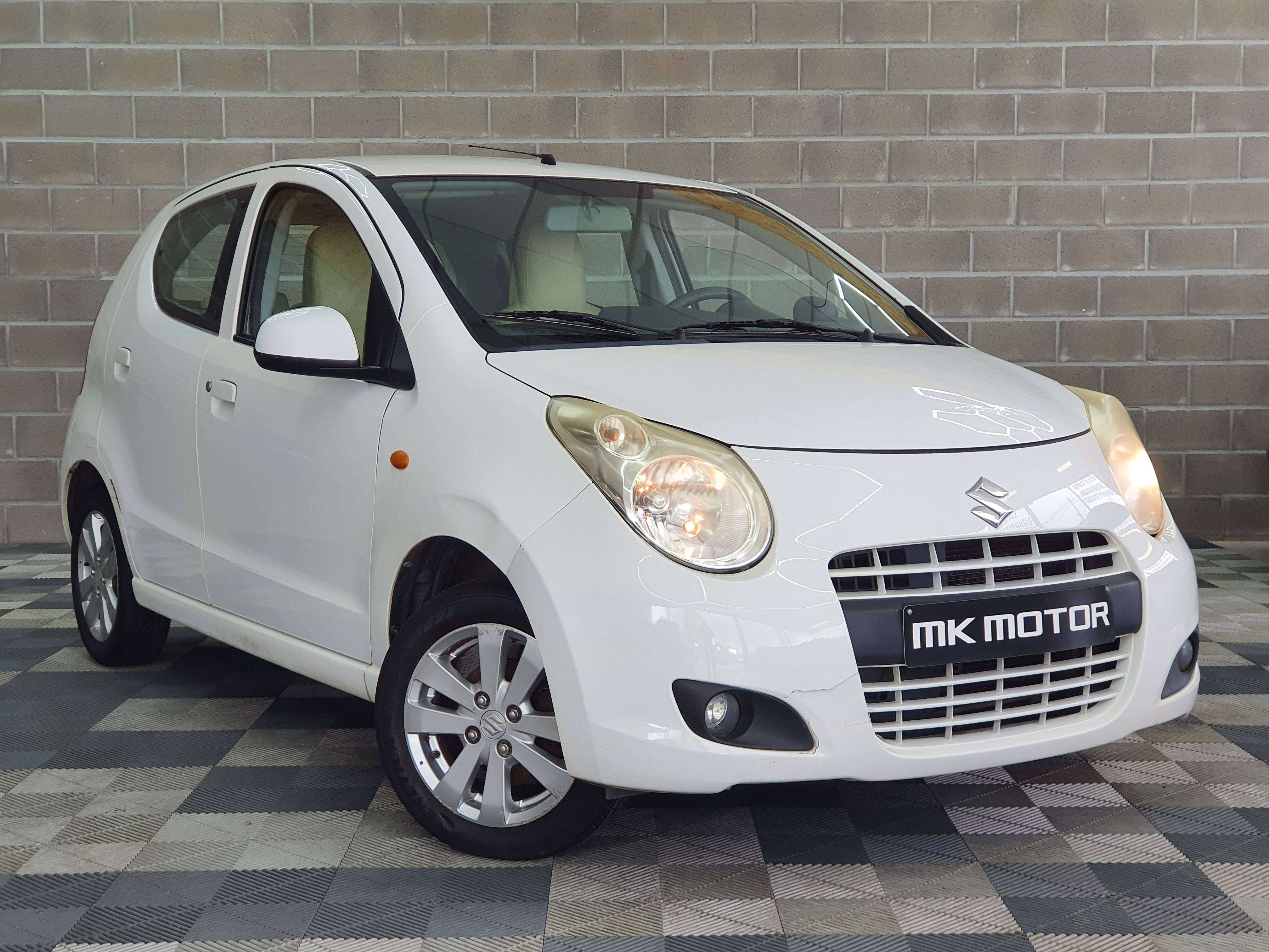 Suzuki Alto 🟢1.0 ESSENCE 68CV - CLIMATISATION - CUIR