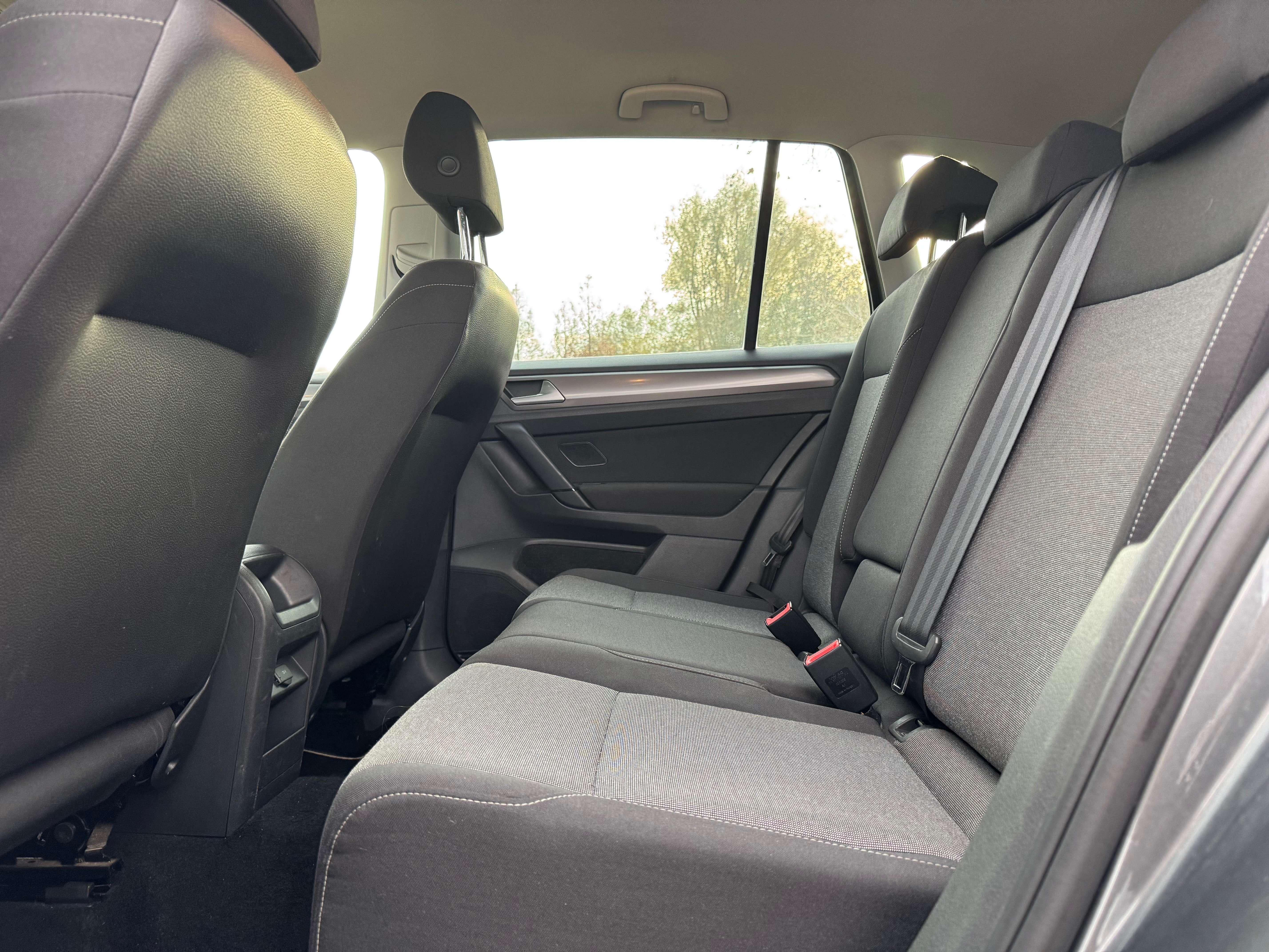 Volkswagen Golf Sportsvan 2017 * Benzine * DSG * Airco * Garantie