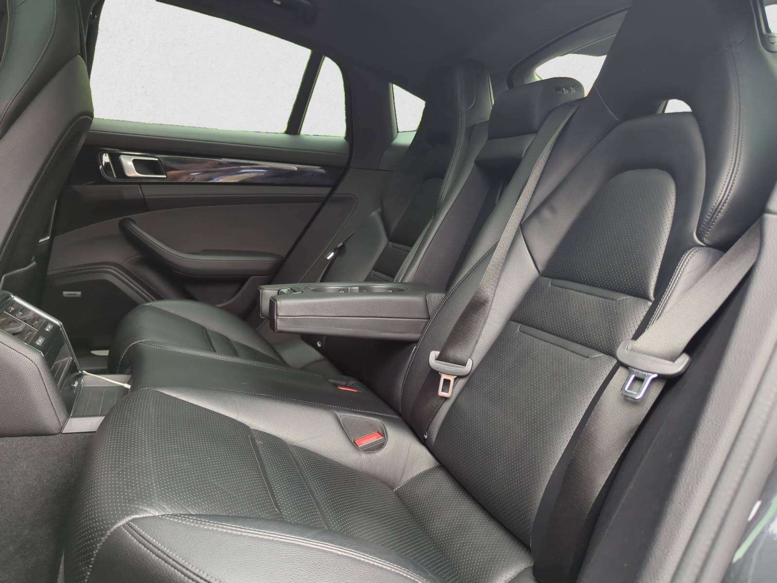 Porsche Panamera 4 e-Hybrid2.9 V6 Bi-Tbo PHEV PDK / Soft Close / Garantie 12 à 48 Mois