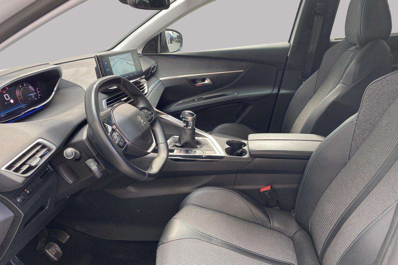 Peugeot 5008 II Allure Pack* GPS Caméra