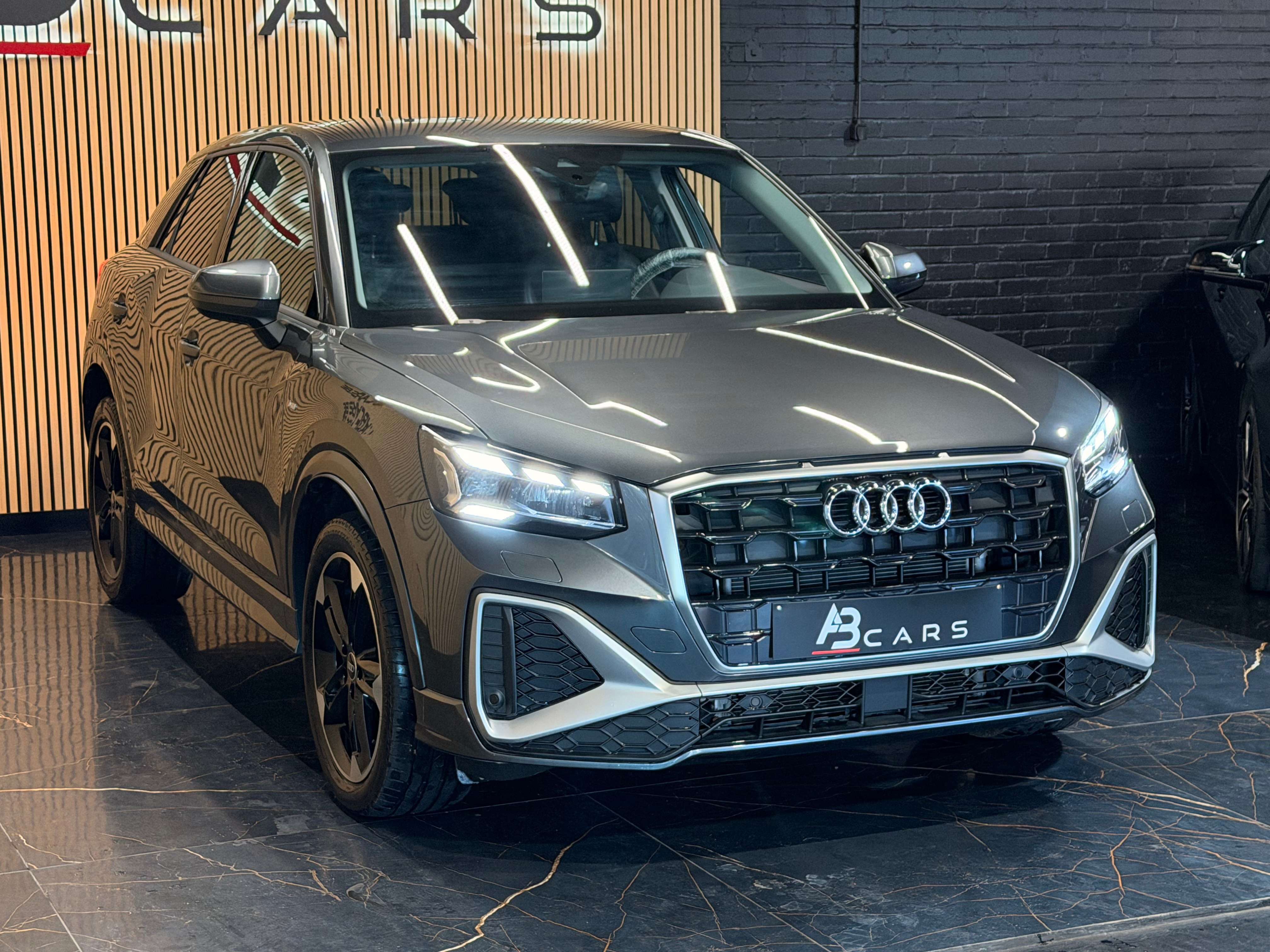 Audi Q2 30 TDi S LINE  S tronic * GARANTIE 12 MOIS * 1ER PROP *