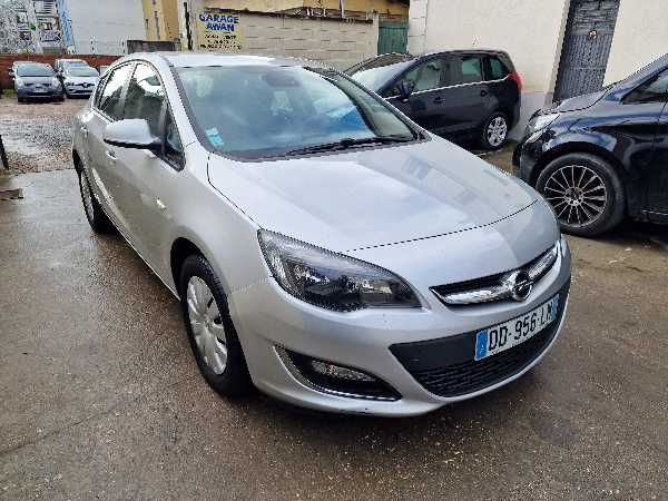 Opel Astra IV 1.7 CDTI 110 FAP EDITION