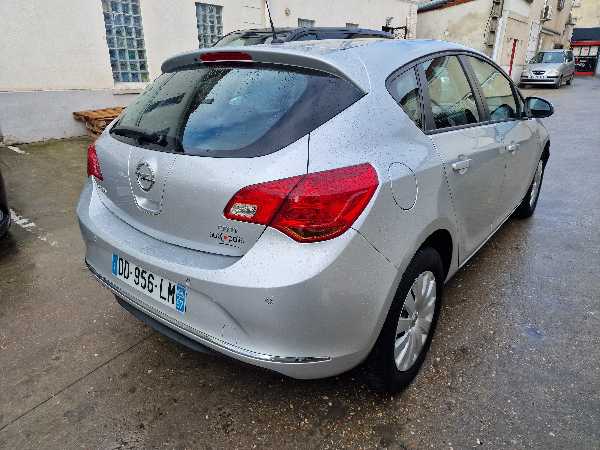 Opel Astra IV 1.7 CDTI 110 FAP EDITION