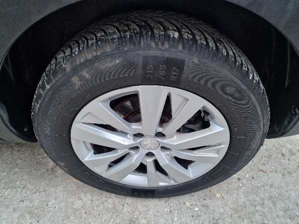 Peugeot 5008 II (2) 1.2 PURETECH 130 S&amp;S ACTIVE PACK