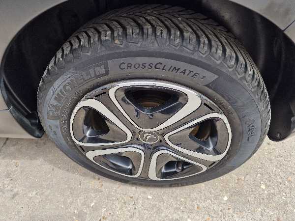Citroen C3 III (2) 1.2 PURETECH 110 S&amp;S SHINE BUSINESS EAT6
