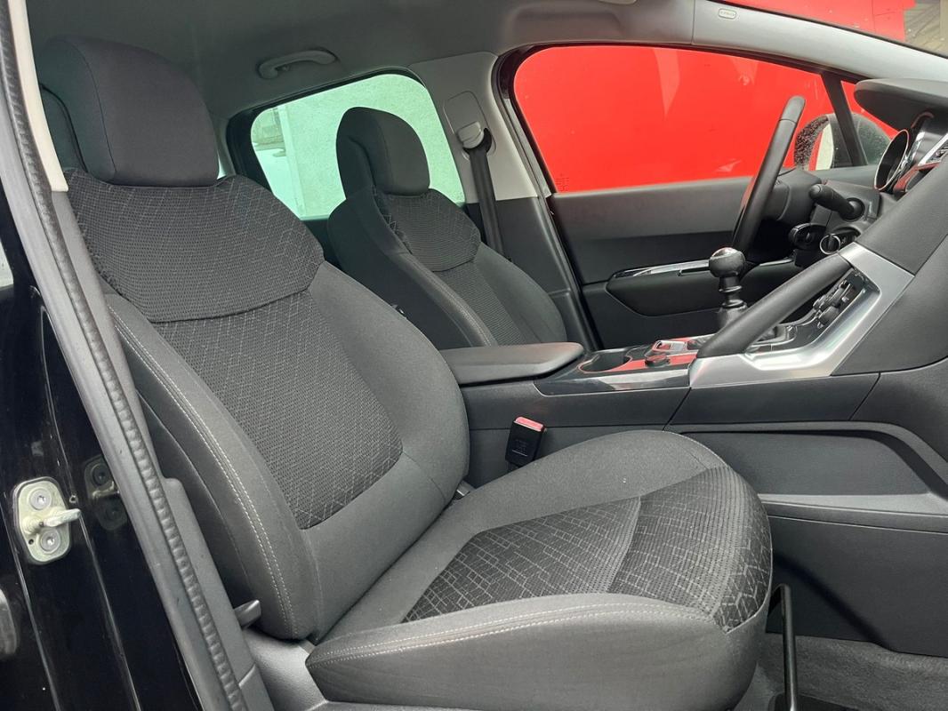 Peugeot 3008 1.6L HDI 120 CH PHASE 2 AVEC CAMÉRA, GPS.. | ENTIÈREMENT RÉVISÉE ET GARANTIE 12 MOIS EU