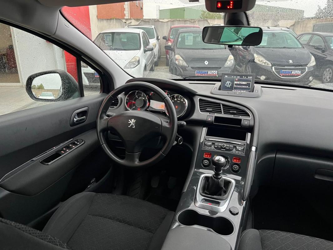 Peugeot 3008 1.6L HDI 120 CH PHASE 2 AVEC CAMÉRA, GPS.. | ENTIÈREMENT RÉVISÉE ET GARANTIE 12 MOIS EU