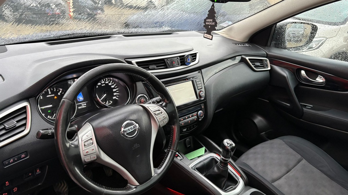 Nissan Qashqai 1.6L DCI 131 CH - ENTIÈREMENT RÉVISÉE & GARANTIE 12 MOIS EN EUROPE