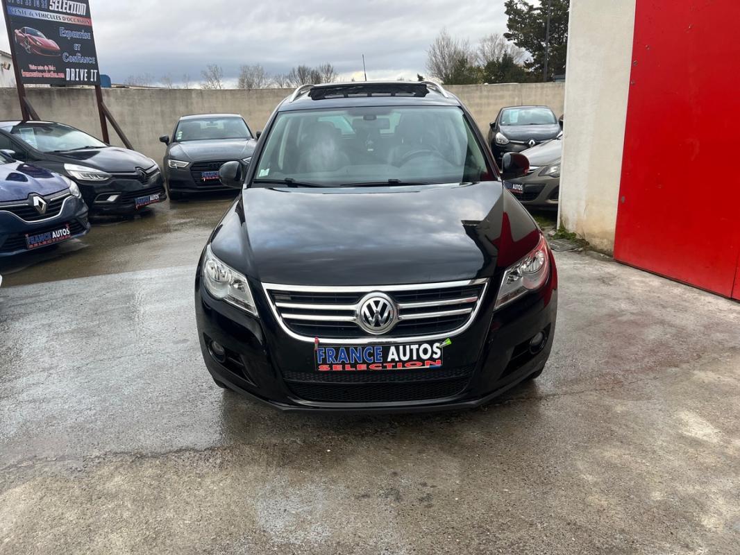 Volkswagen Tiguan 2.0L TDI 140 CH RADARS GPS TOIT PANORAMIQUE RÉVISÉE & GARANTIE 12 MOIS EN EUROPE