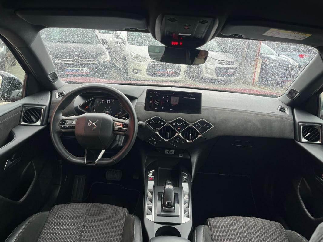 Ds 3 CBACK PERFORMANCE LINE 1.2L 131 CH ESSENCE - FULL OPTIONS | RÉVISÉE ET GARANTIE EN EUROPE