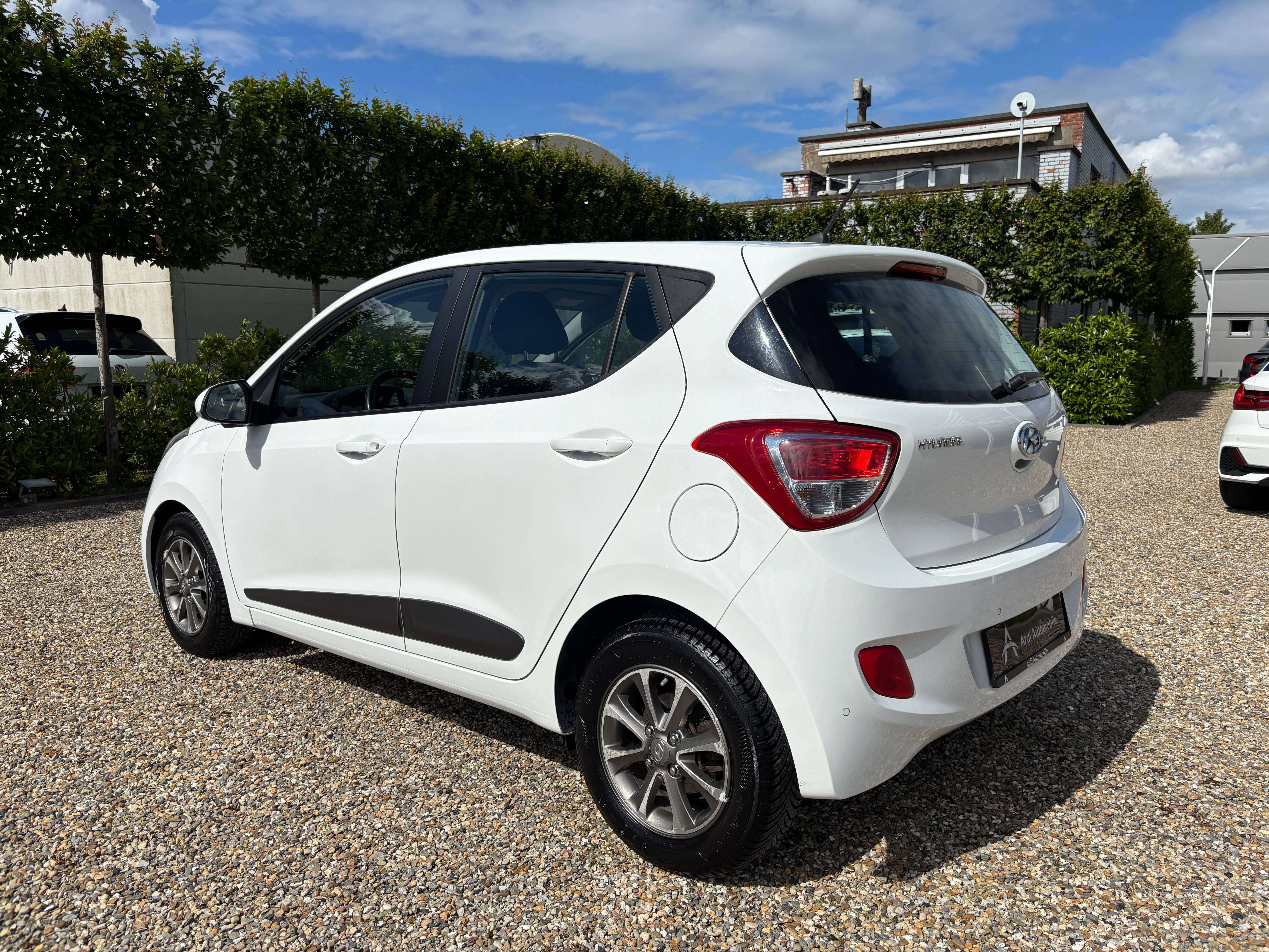Hyundai i10 1.0i *CRUISE CONTROL*BLUETOOTH*CAPTEUR AR*GARANTIE*