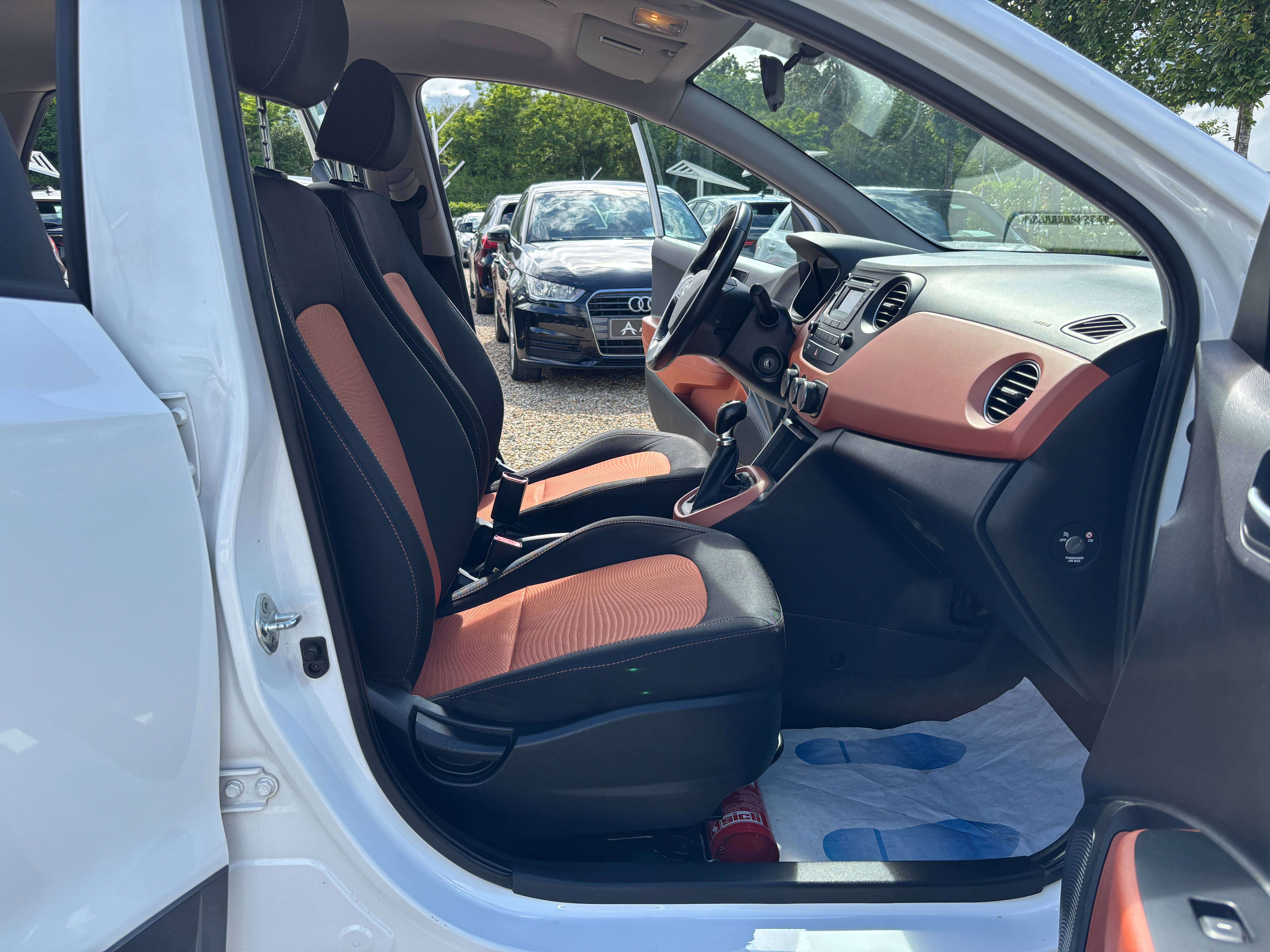 Hyundai i10 1.0i *CRUISE CONTROL*BLUETOOTH*CAPTEUR AR*GARANTIE*