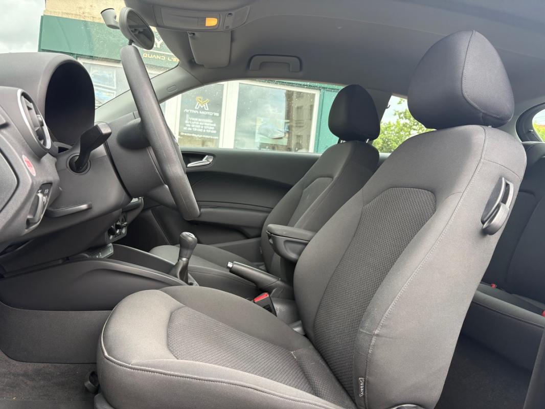 Audi A1 AMBITION PHASES 2 3 Portes 1.2 TFSI 85 cv - KILOMÉTRAGE CERTIFIÉ