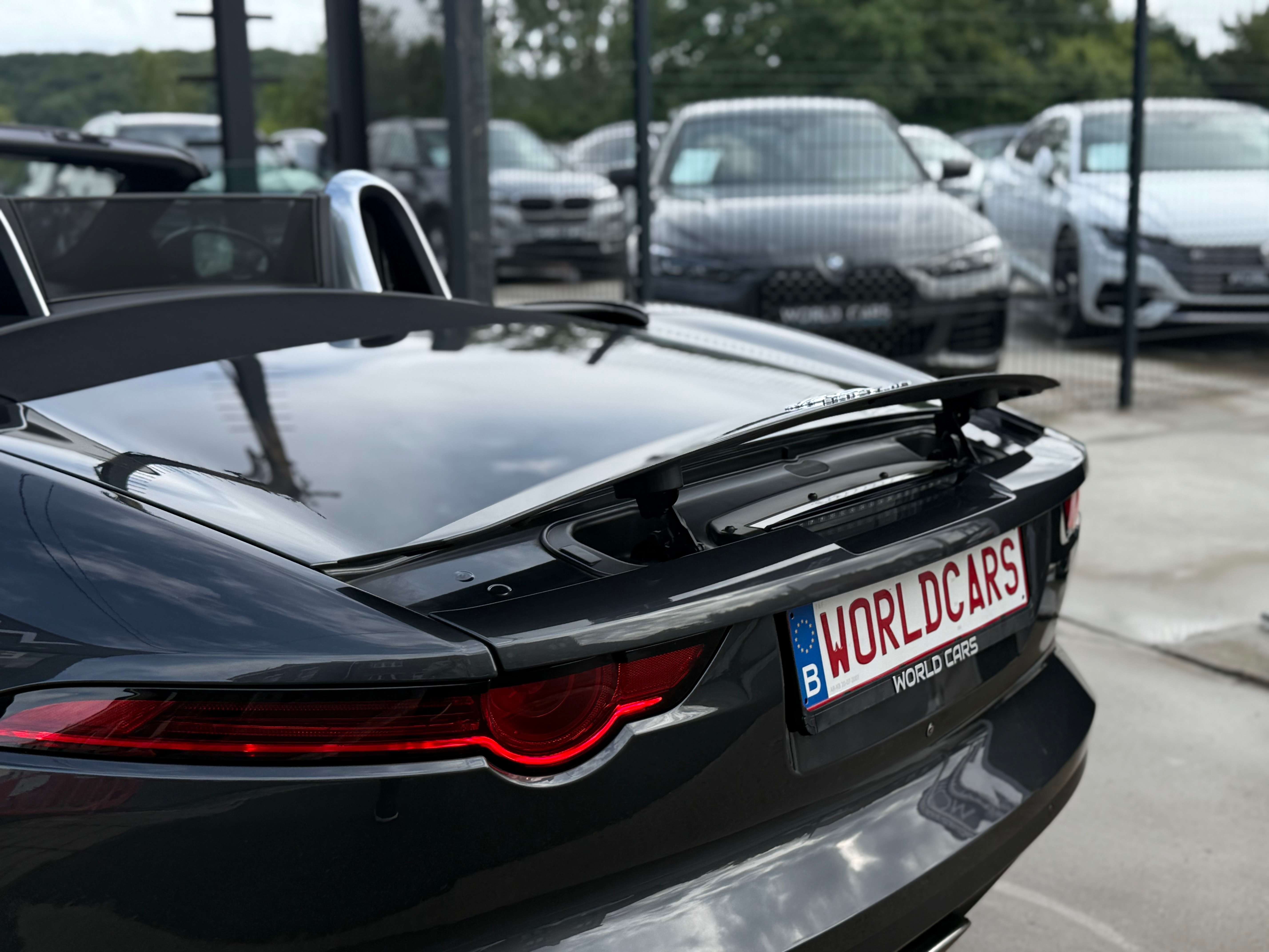Jaguar F-Type CABRIOLET 2.0 i4 EXHAUST SPORT - LINE ASSIST - CAMERA - KEYLESS - MERIDIAN - FULL OPTIONS