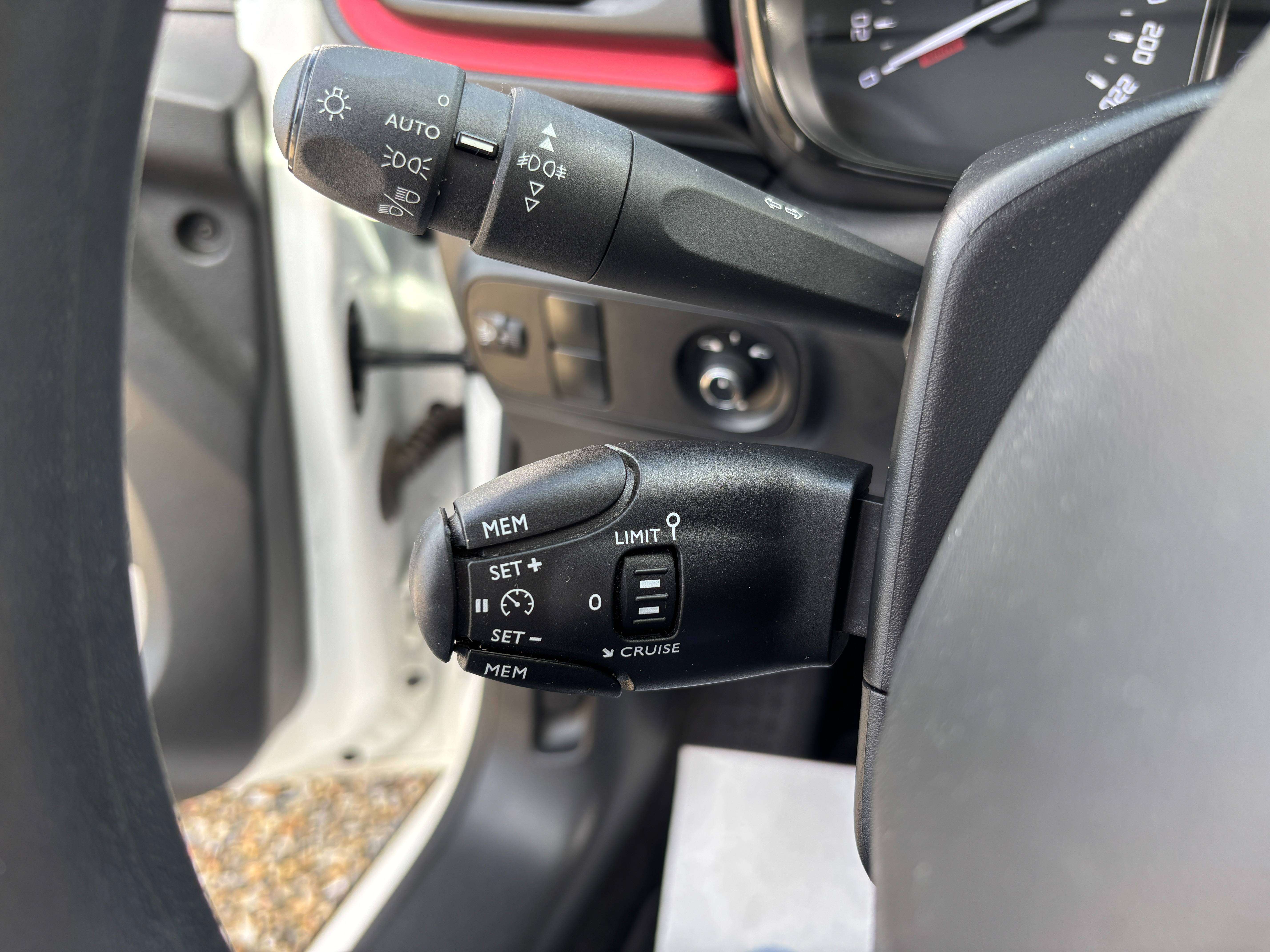 Citroen C3 1.2i C Series *CARPLAY*CRUISE CONTROL*CAPTEUR AR*GARANTIE*