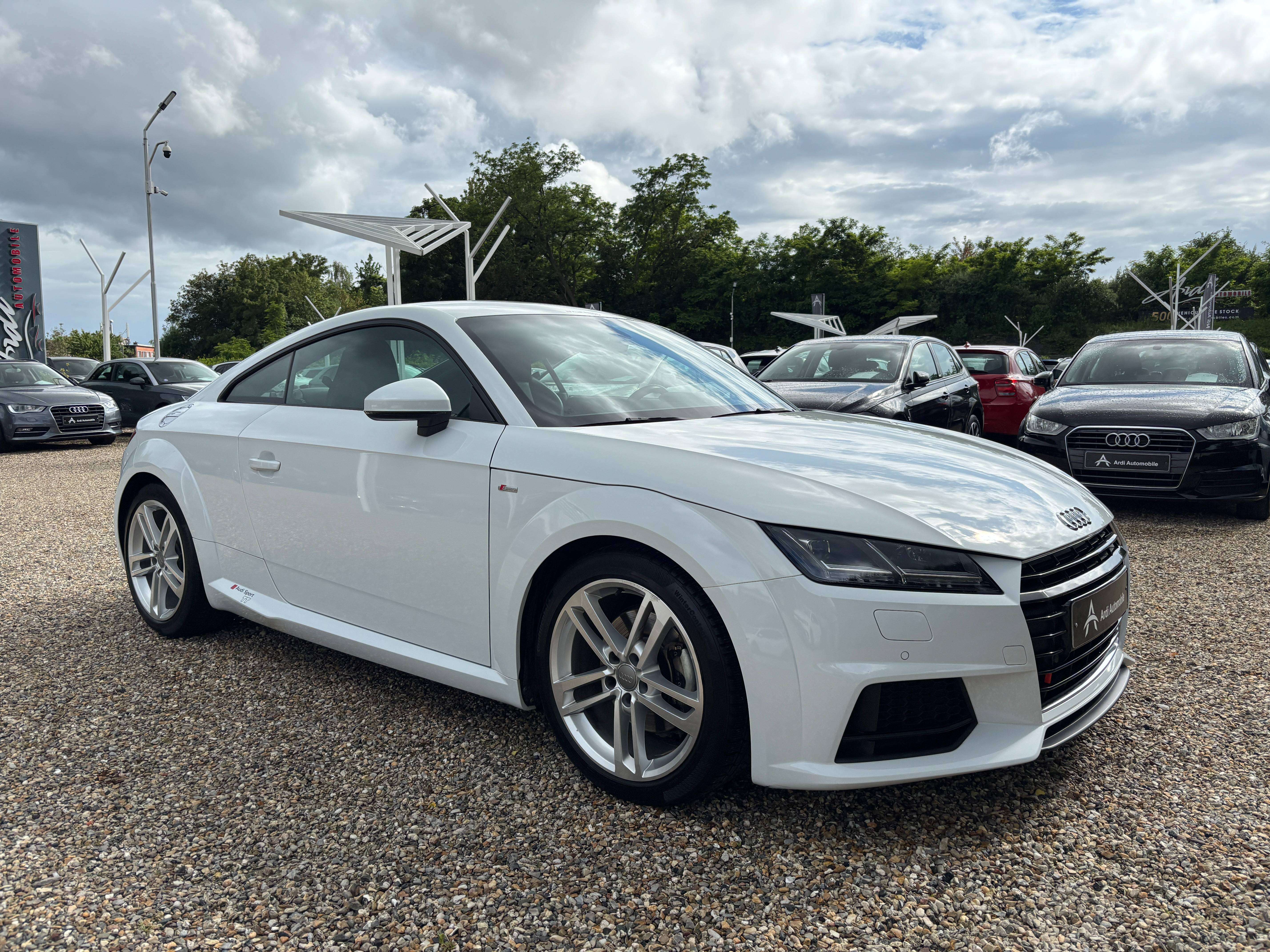Audi TT Coupé 1.8 TFSI S tronic *S Line*CAPTEUR*1ER PROPRIO*GARANTIE*