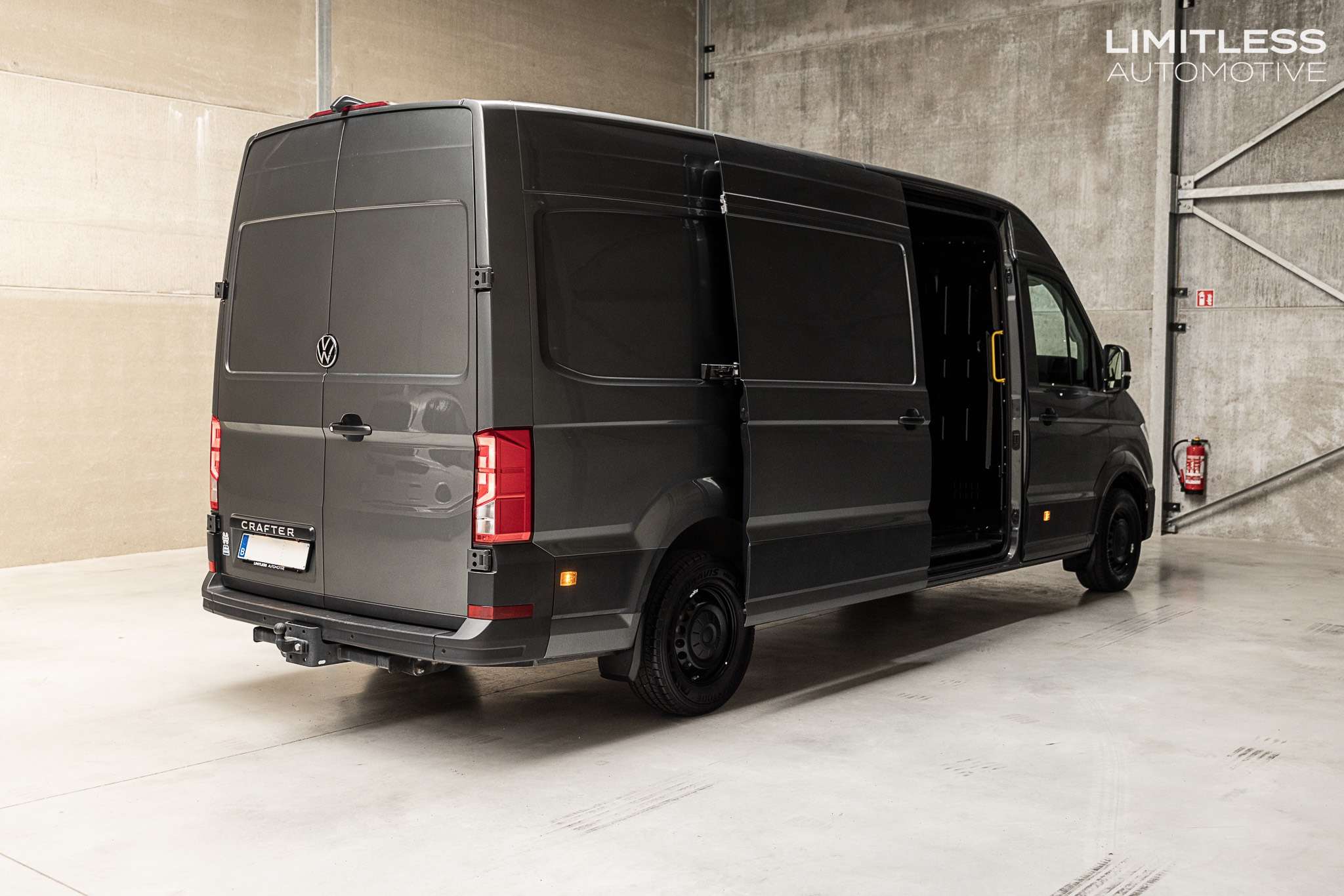 Volkswagen Crafter 2.0 TDi DSG | L4H3 / SOLD thumbnail